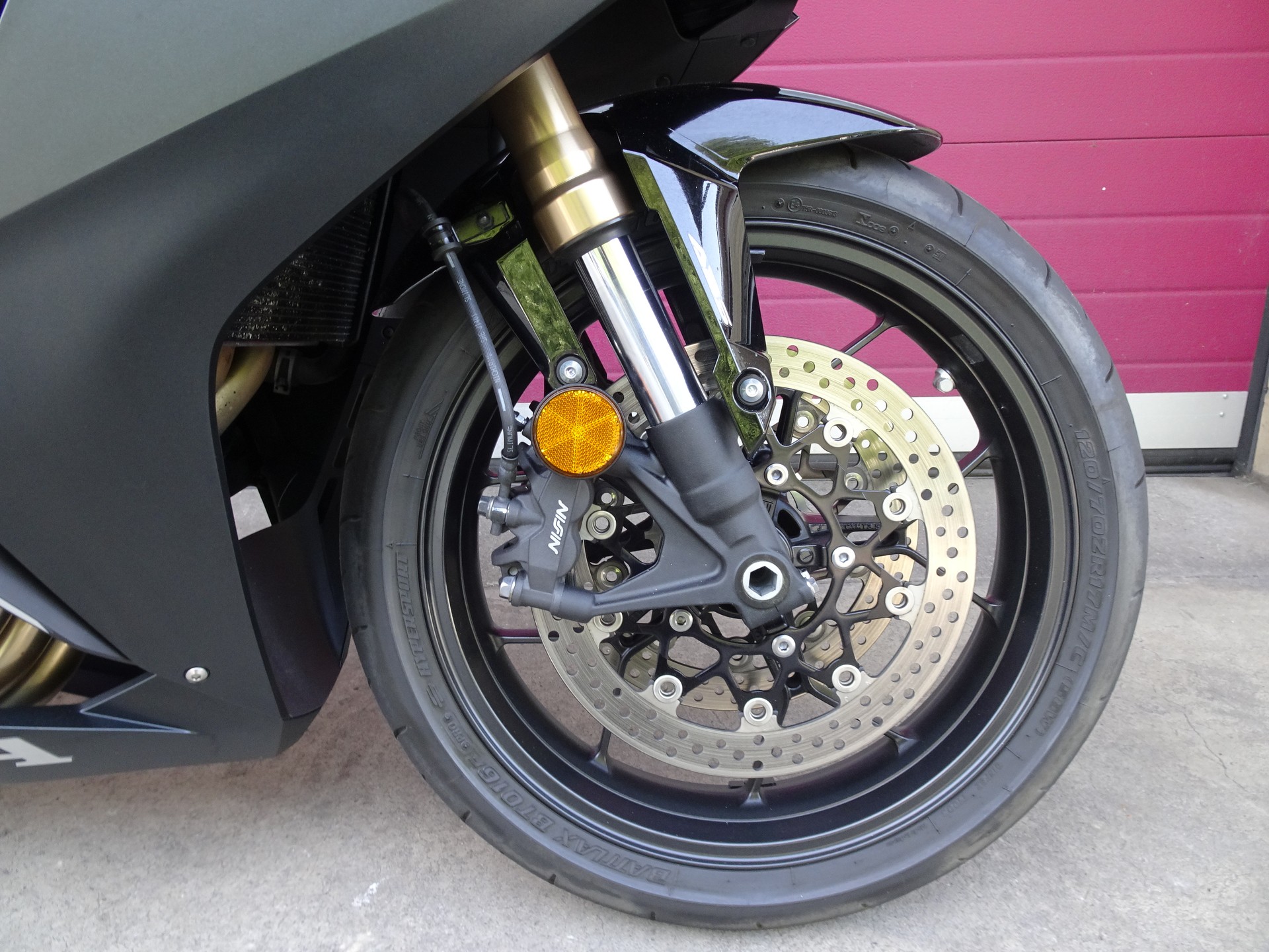 HONDA CBR 650 R (35kW)-showroom-element-1
