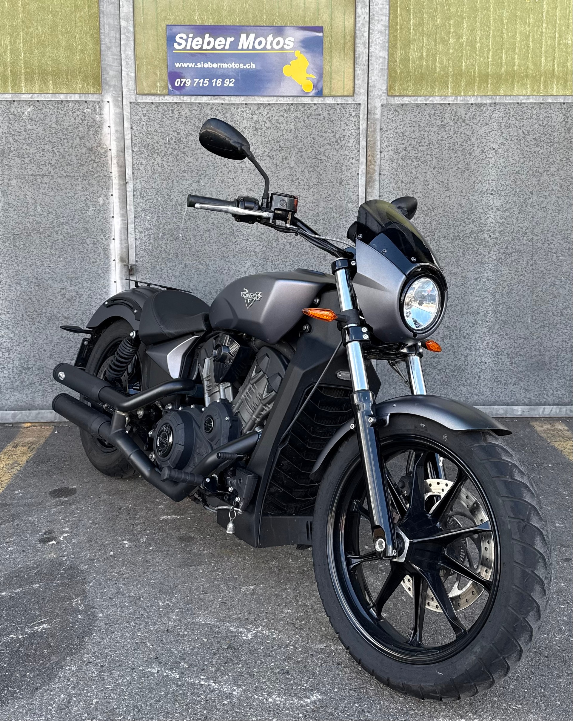 VICTORY octane-showroom-element-1