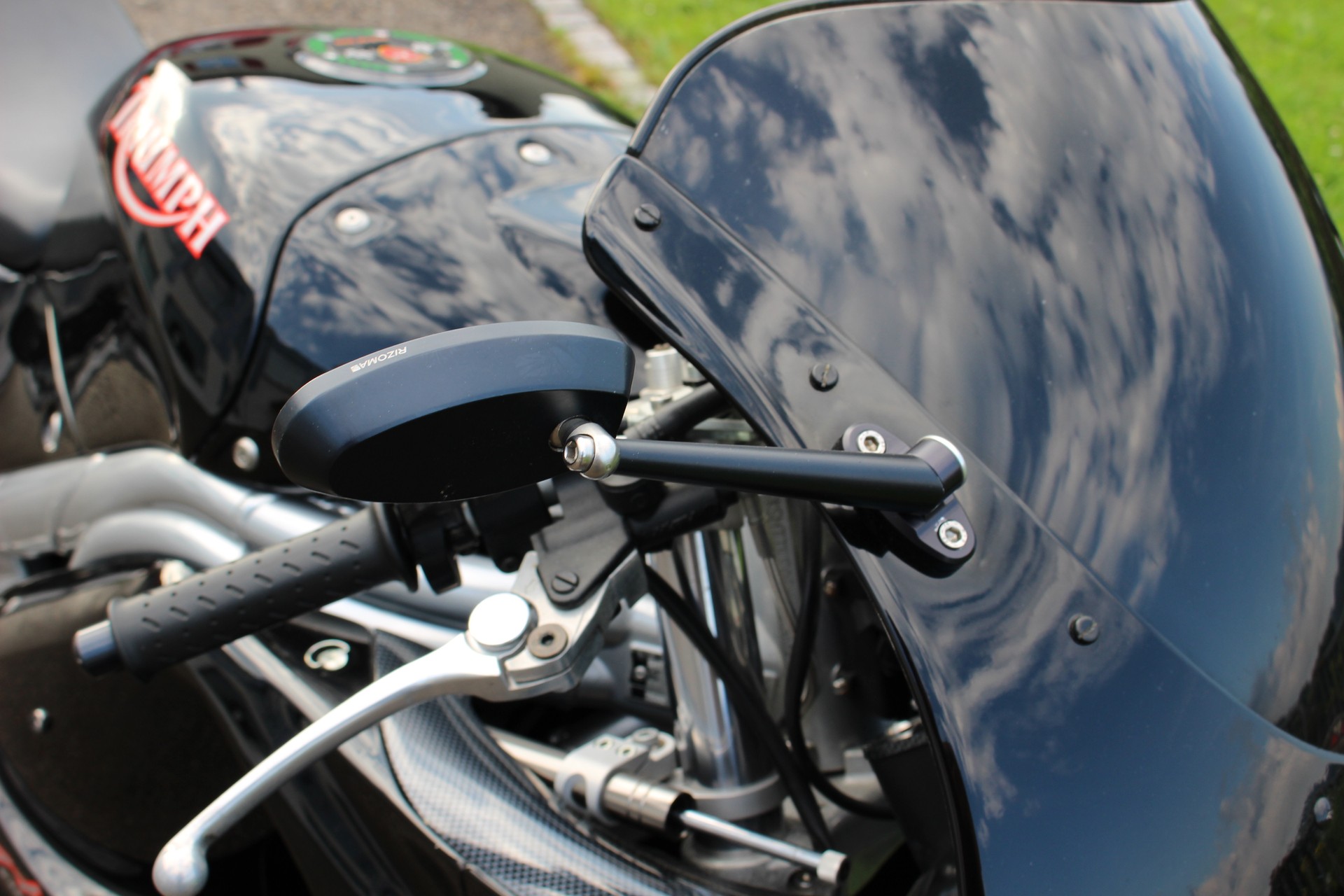 TRIUMPH Daytona 950 T595-image-9