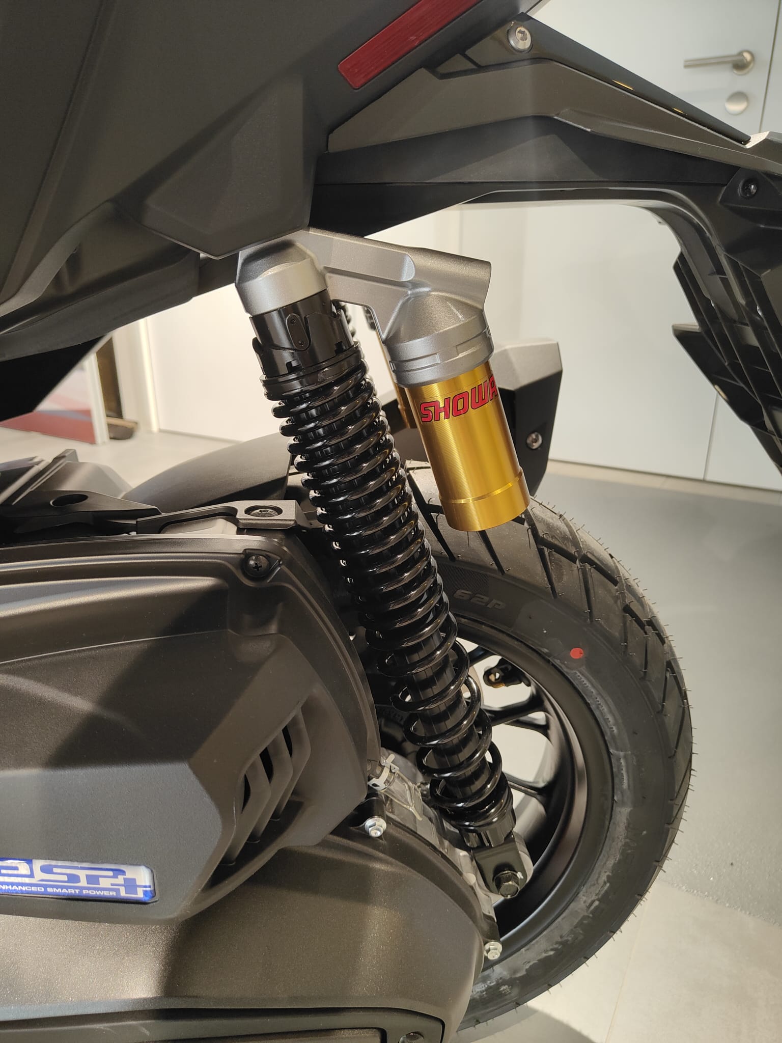 HONDA ADV 350-image-2