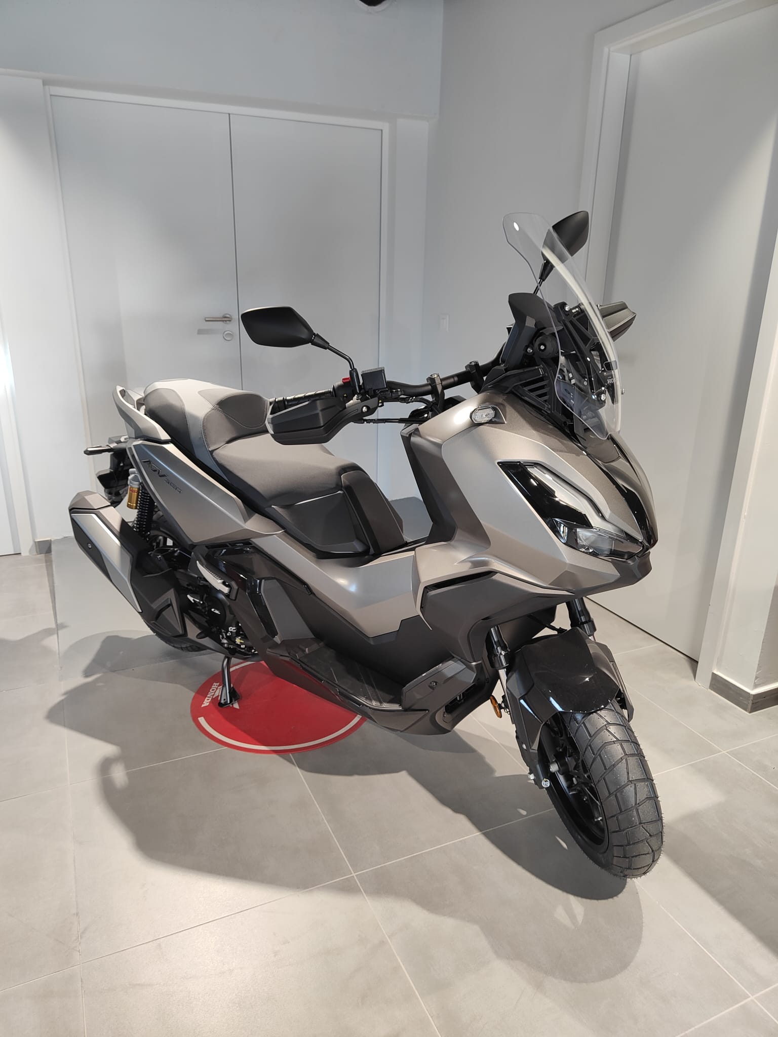 HONDA ADV 350-image-0
