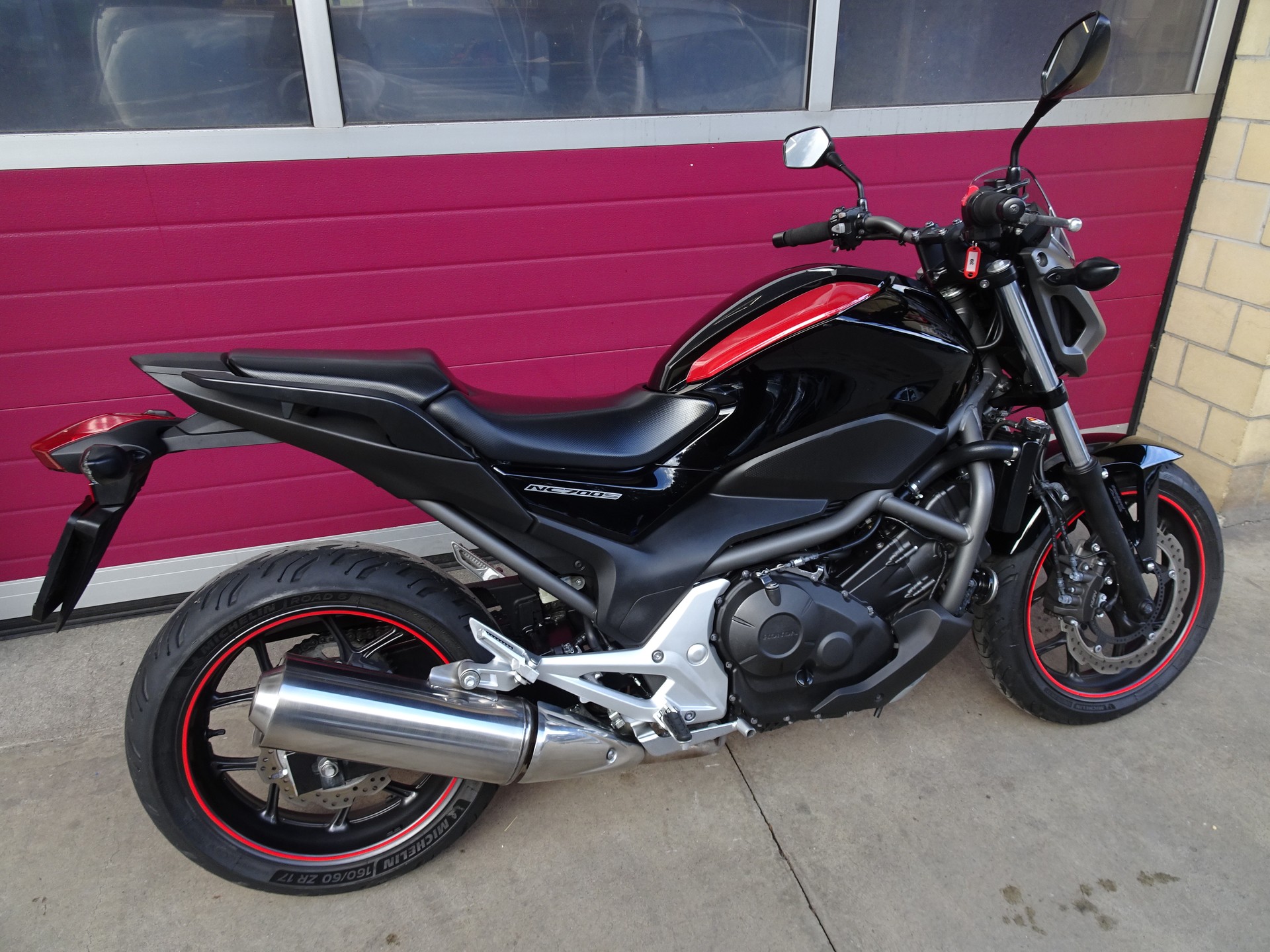 HONDA NC 700 S ABS-showroom-element-3