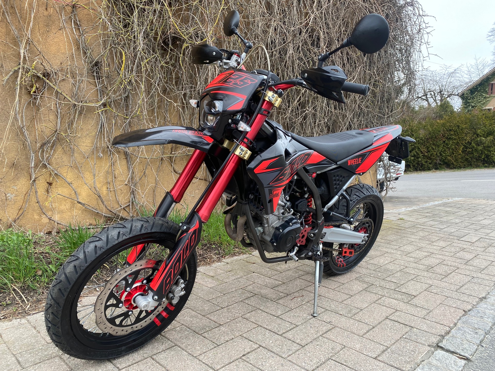 FANTIC XMF 125 Motard-image-4