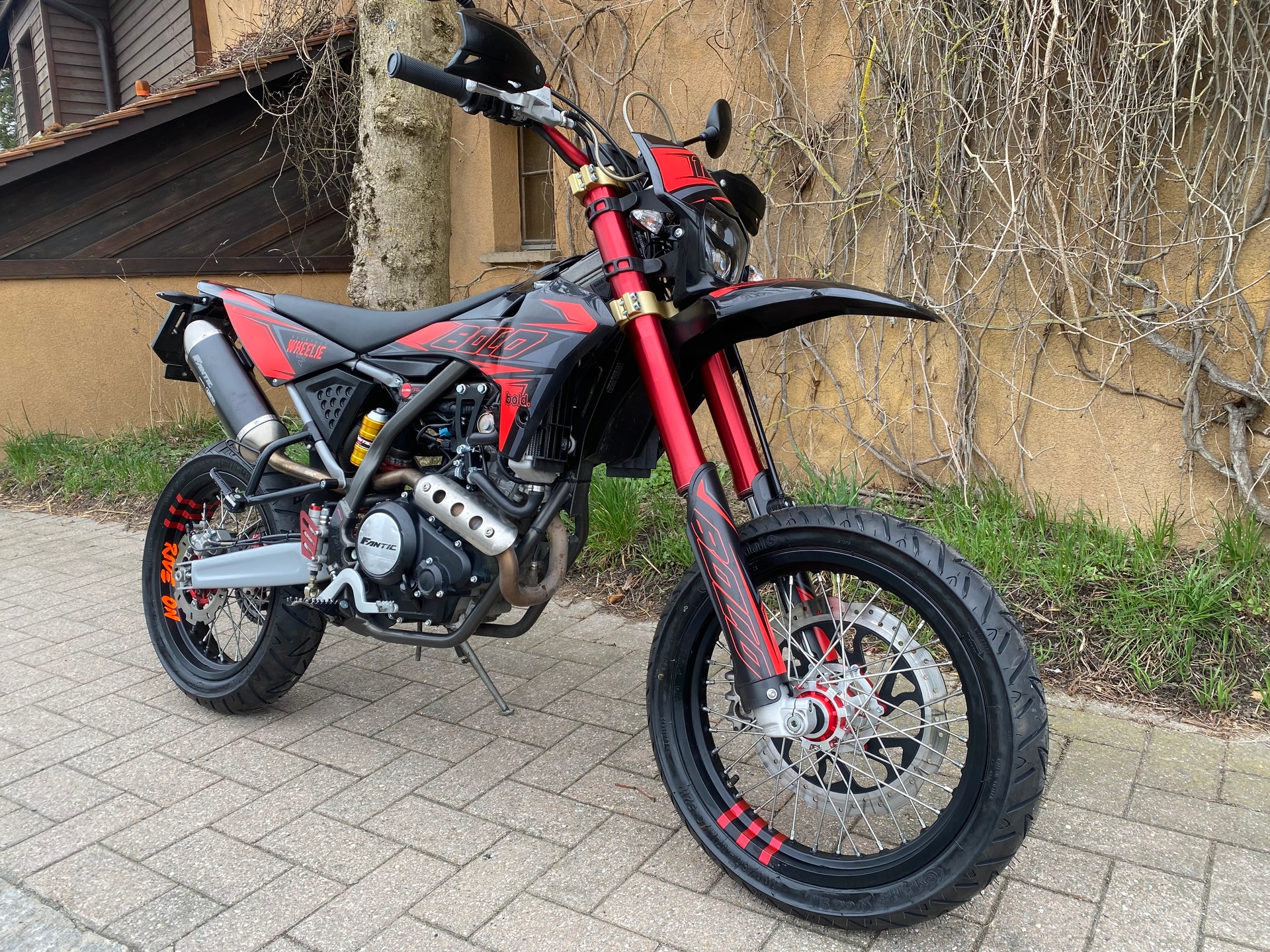 FANTIC XMF 125 Motard-image-1