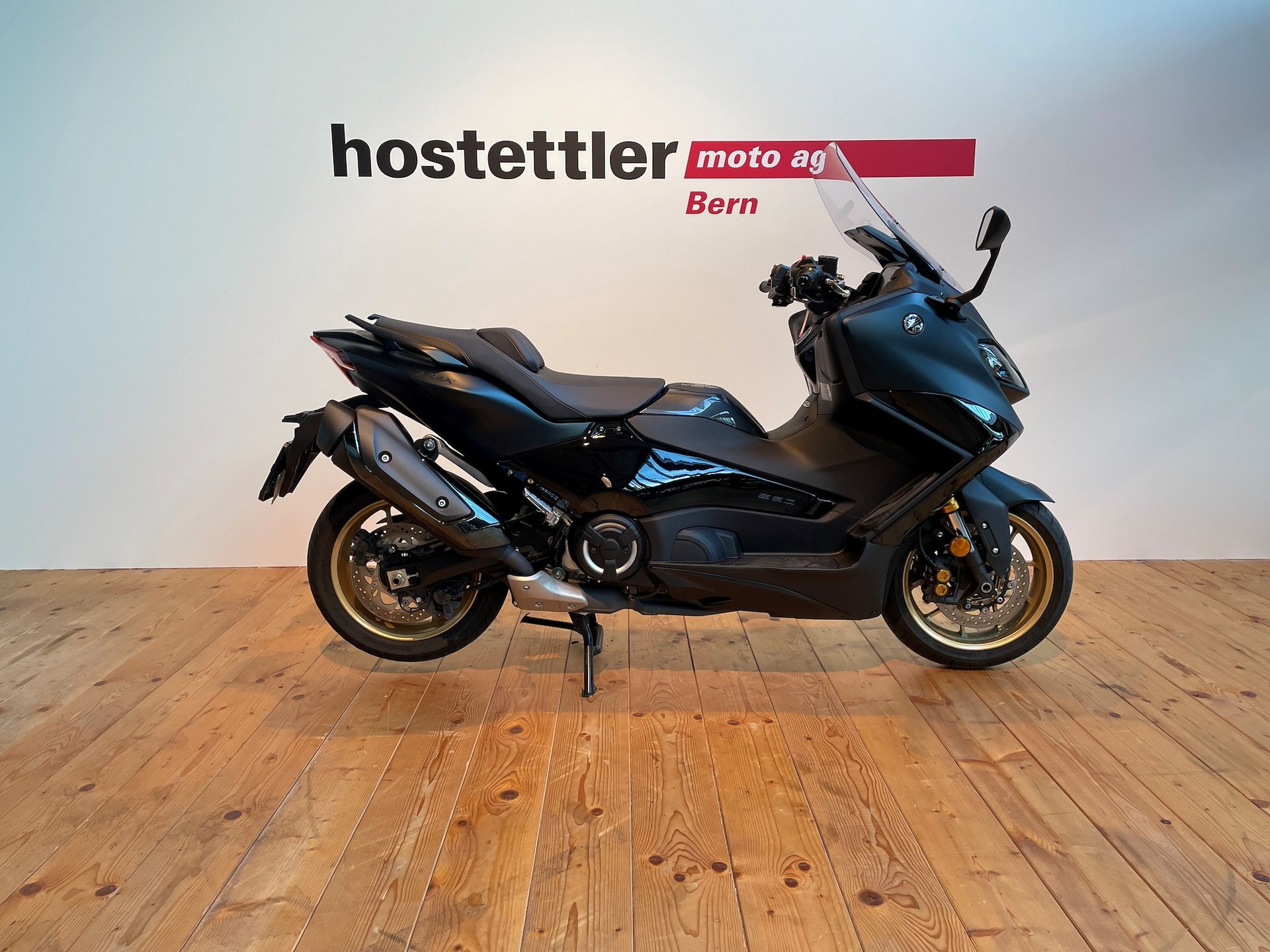 YAMAHA T-MAX XP-showroom-element-1