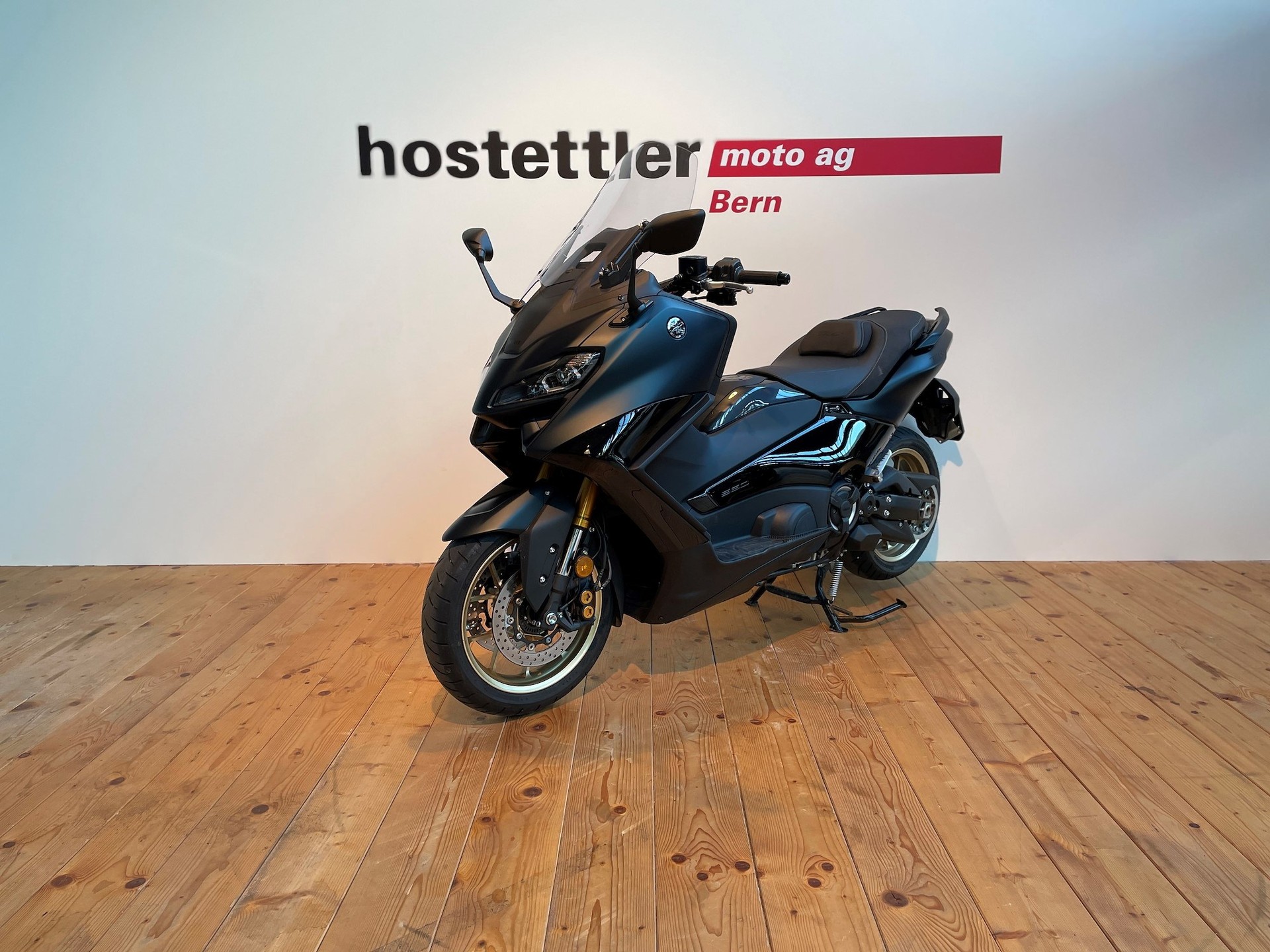 YAMAHA T-MAX XP-showroom-element-3