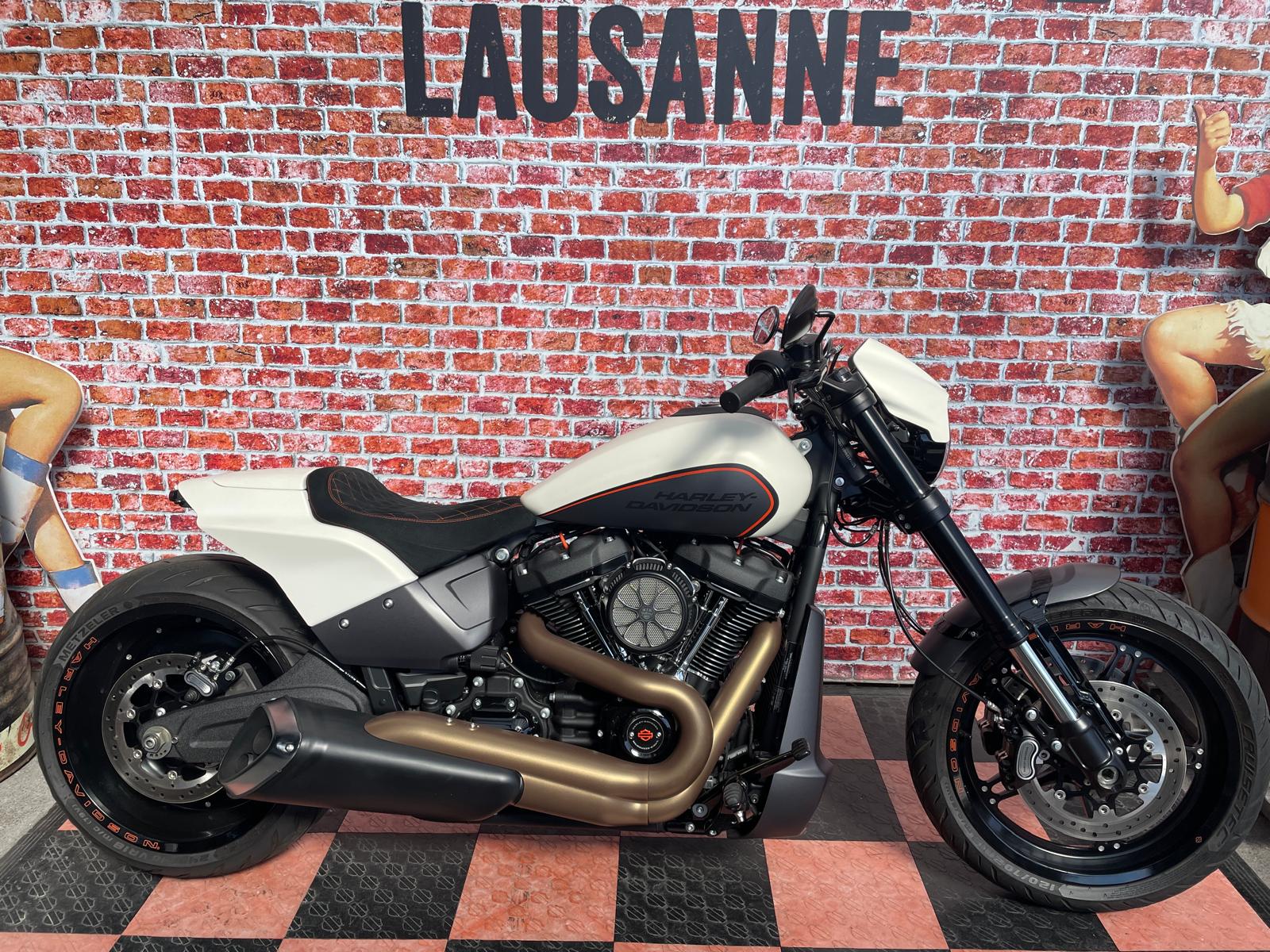 HARLEY-DAVIDSON FXDRS 114 ABS-showroom-element-2