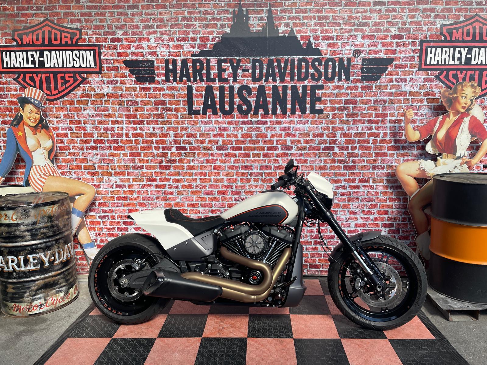 HARLEY-DAVIDSON FXDRS 114 ABS