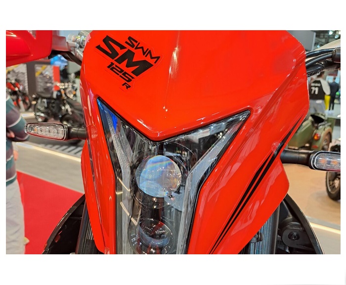 SWM SM 125 R (MY25) GPR-showroom-element-3