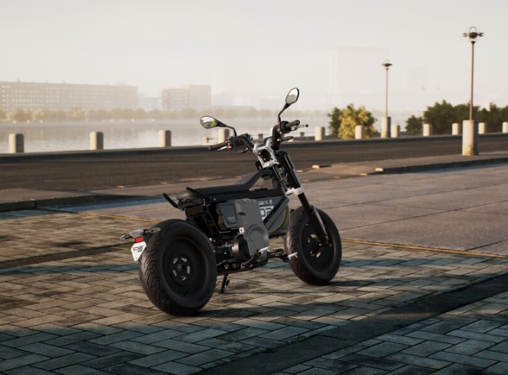 BMW CE 02-showroom-element-2