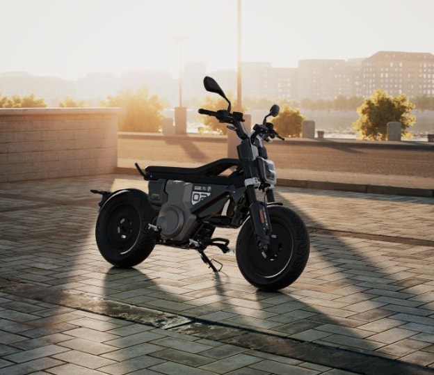 BMW CE 02-showroom-element-3