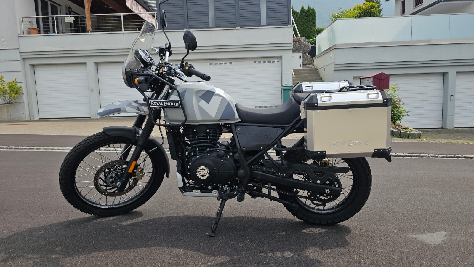 ROYAL ENFIELD Himalayan 400 EFI-image-2
