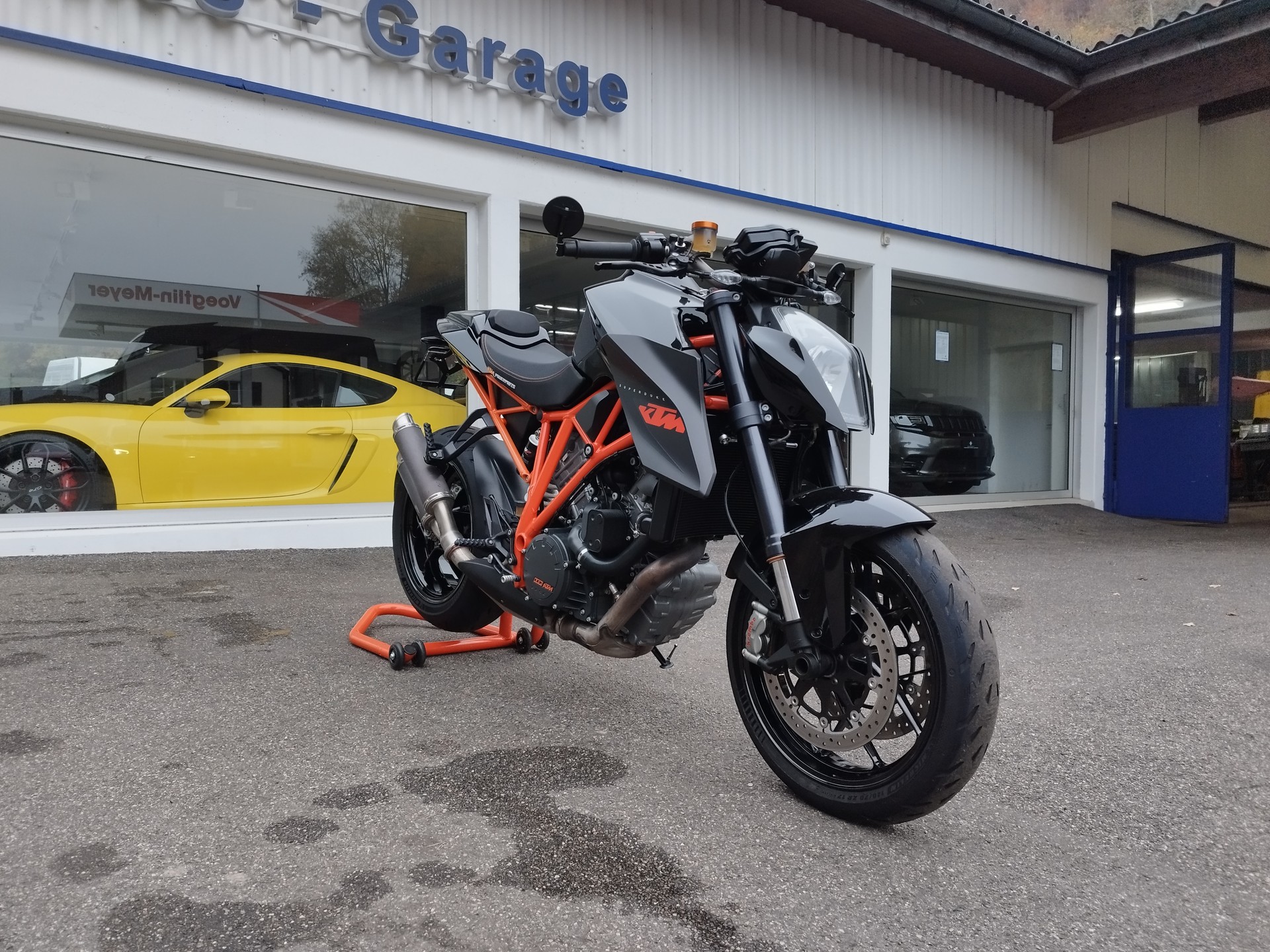 KTM 1290 Super Duke R