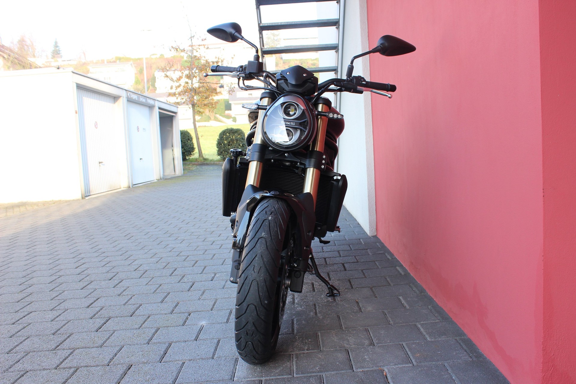 BENELLI 752 S-showroom-element-1