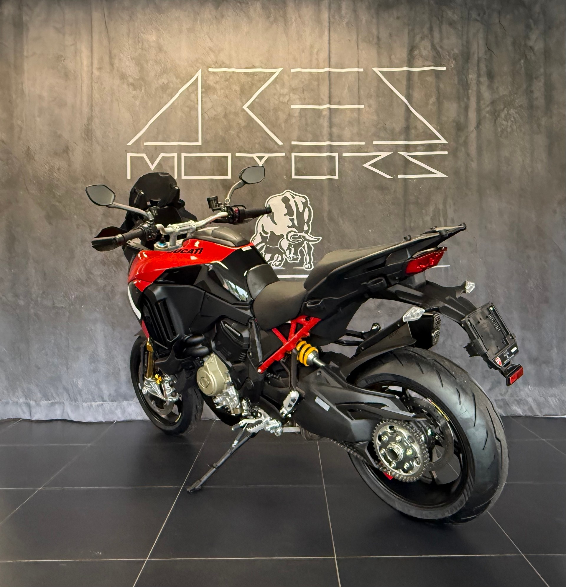 DUCATI Multistrada V4 Pikes Peak MY 2025 // LEASING 1,99% ARES MOTORS-showroom-element-3