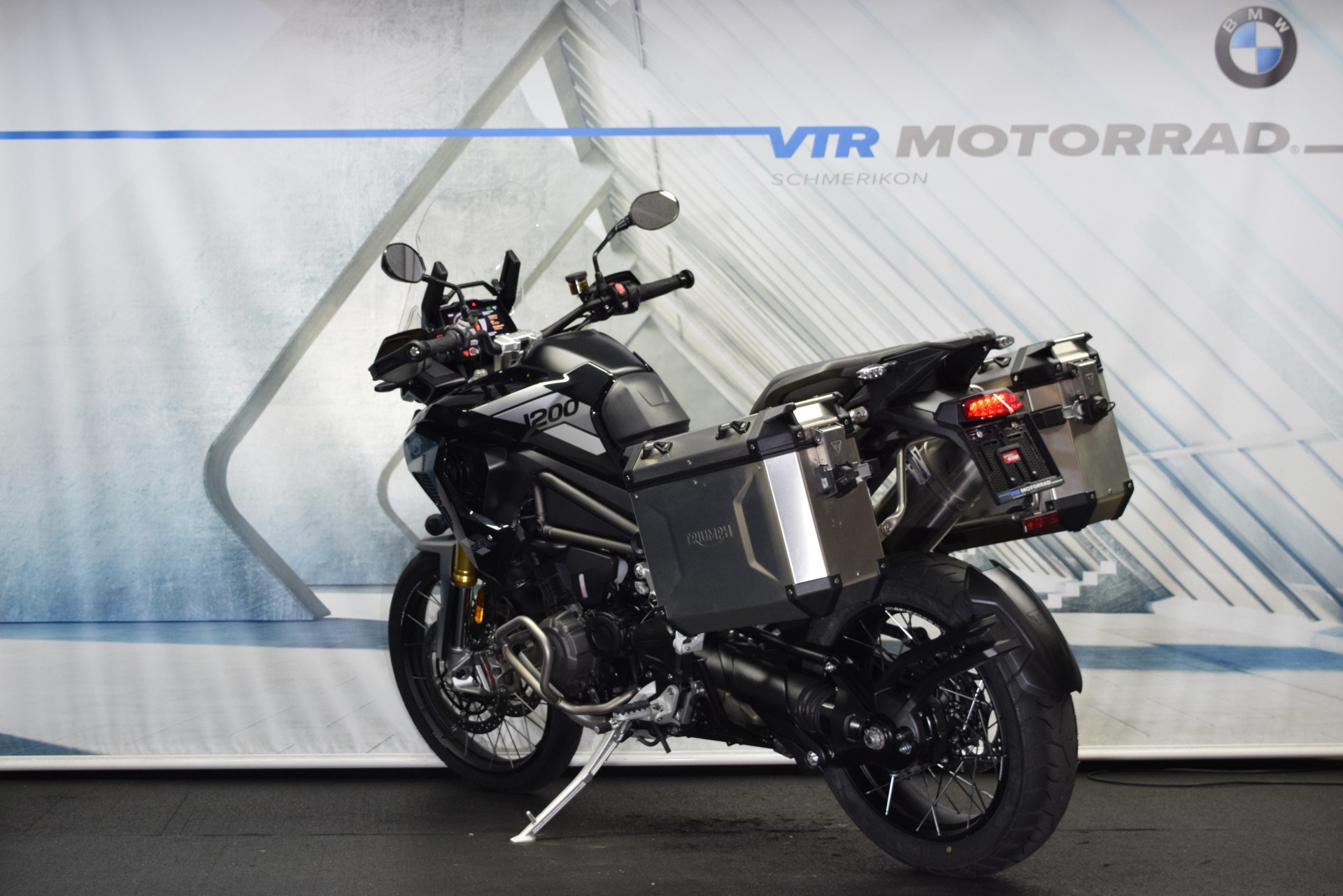 TRIUMPH Tiger 1200 Rally Pro inkl. Seitenkoffer-showroom-element-3