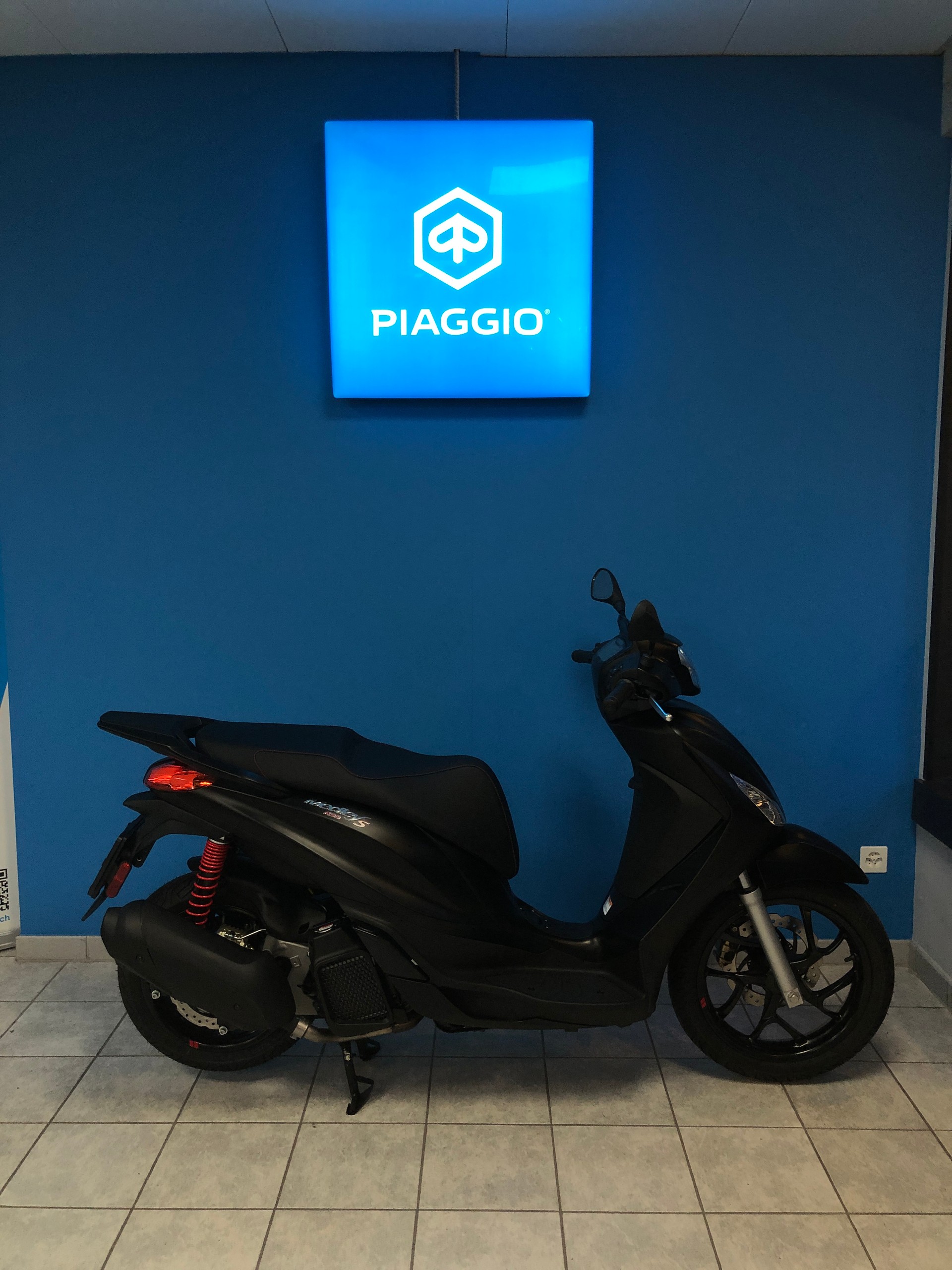 PIAGGIO Medley 125 Sport-image-4
