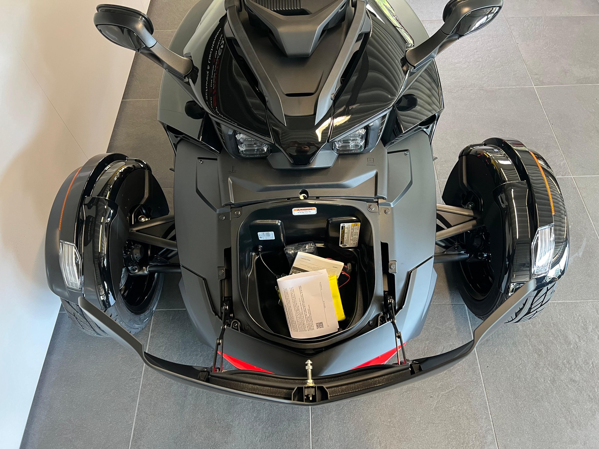 CAN-AM Spyder F3-S SE6-image-10