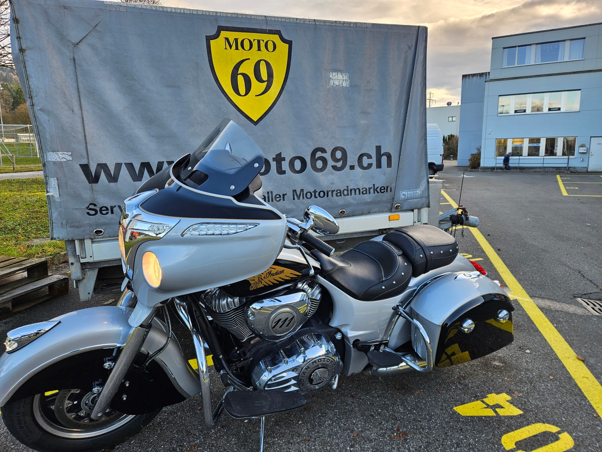 INDIAN CHIEFTAIN