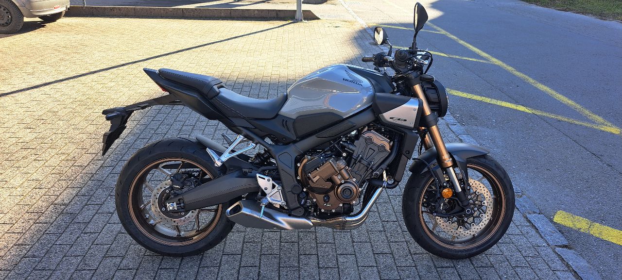 HONDA CB 650 R
