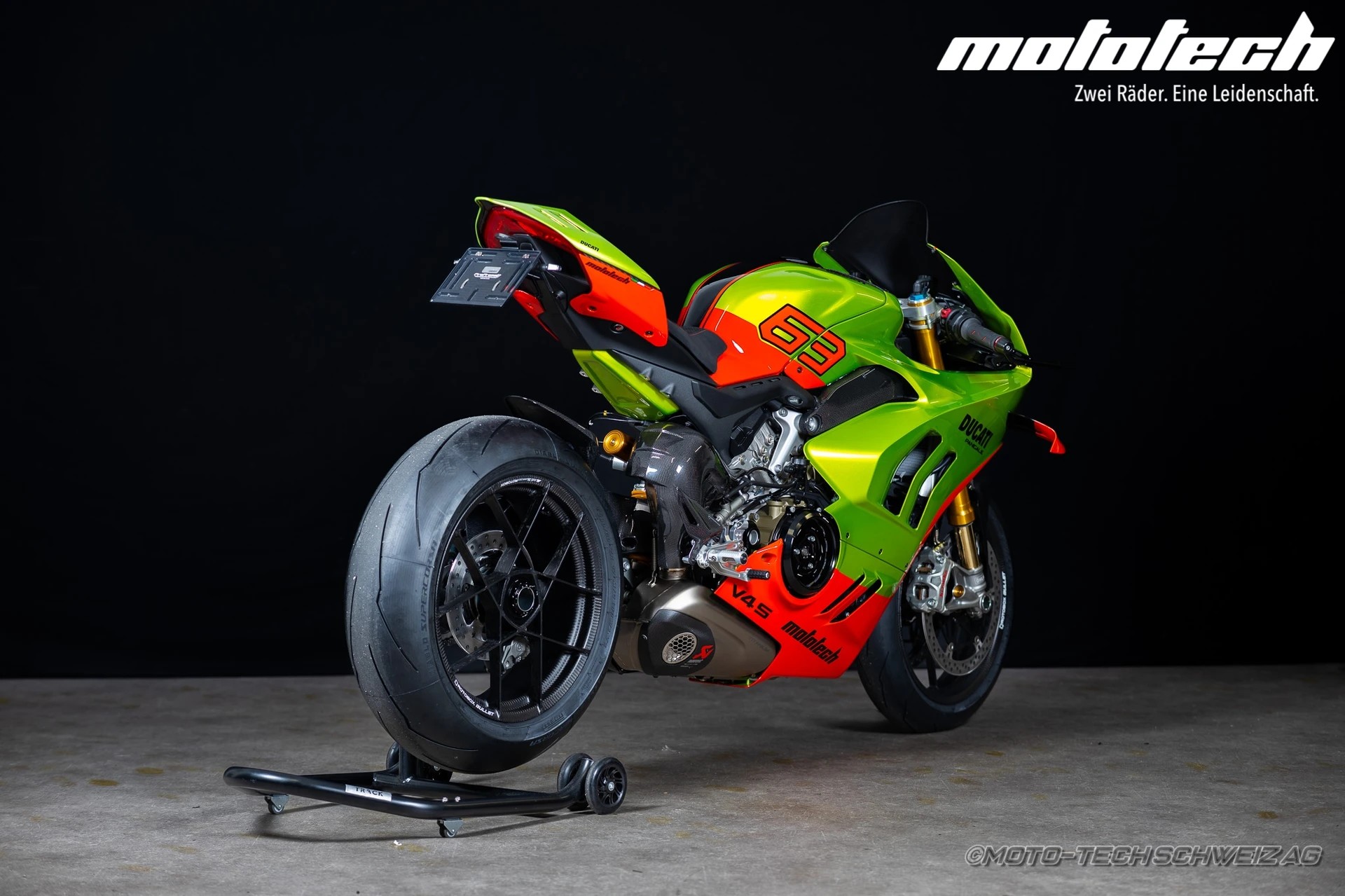 DUCATI Panigale V4 S ¦ SONDERUMBAU-showroom-element-2
