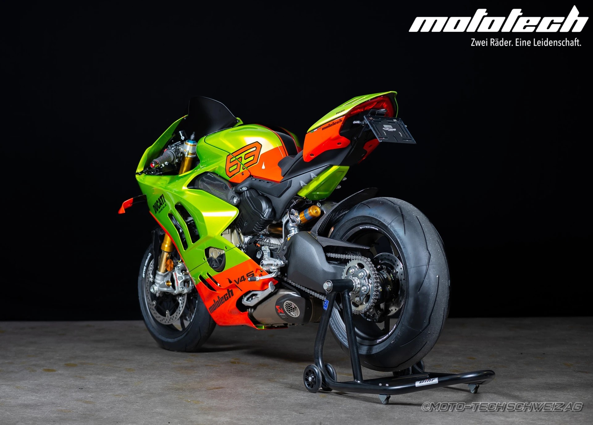 DUCATI Panigale V4 S ¦ SONDERUMBAU-showroom-element-3