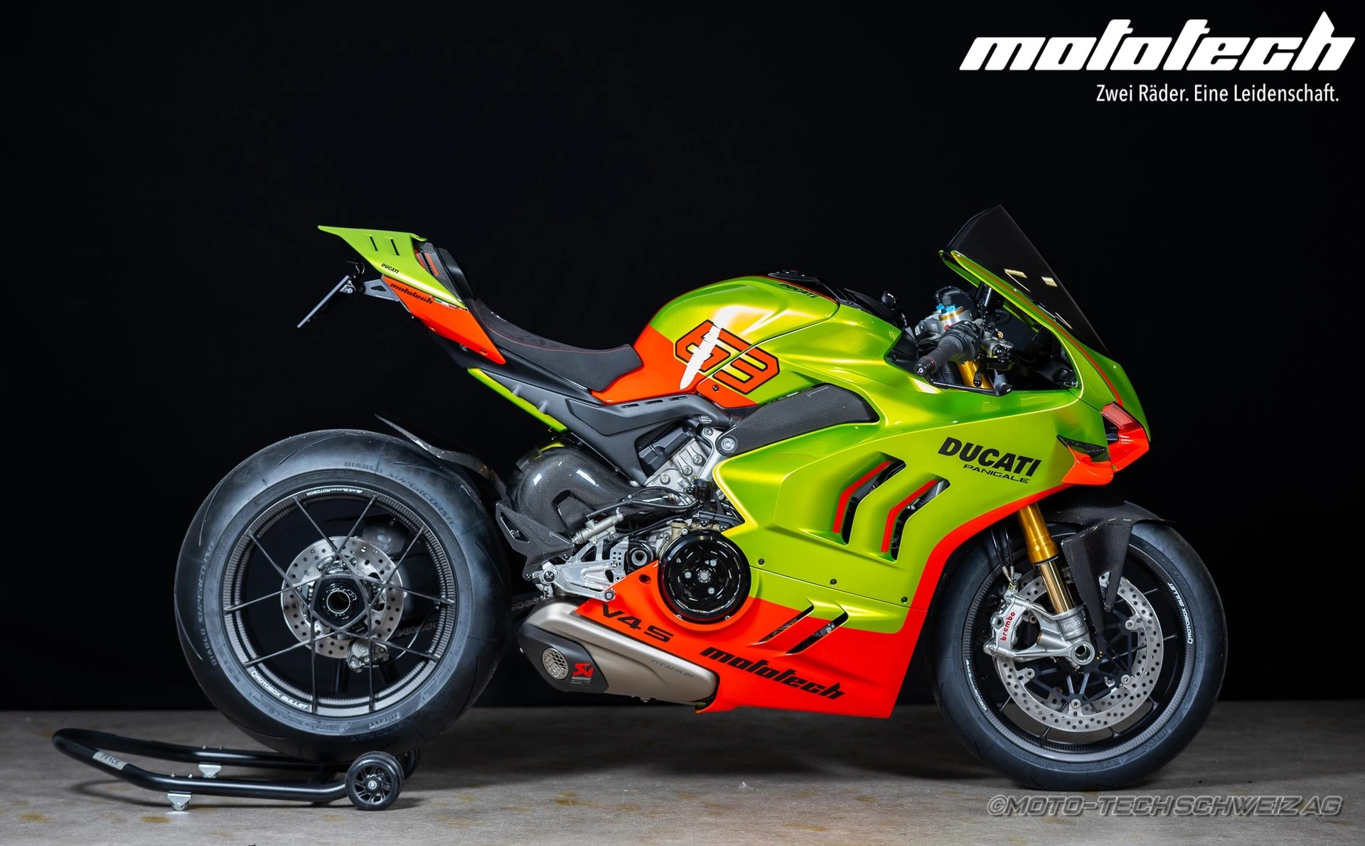 DUCATI Panigale V4 S ¦ SONDERUMBAU-showroom-element-1