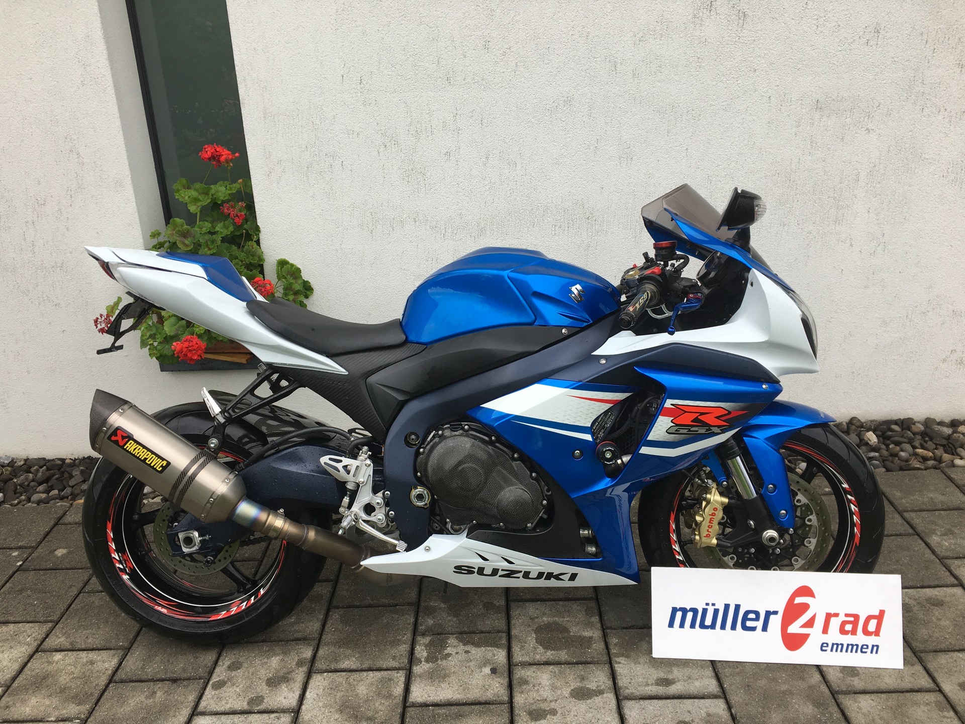 SUZUKI GSX-R 1000 L1