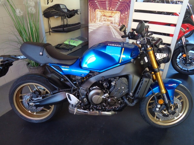 YAMAHA XSR 900