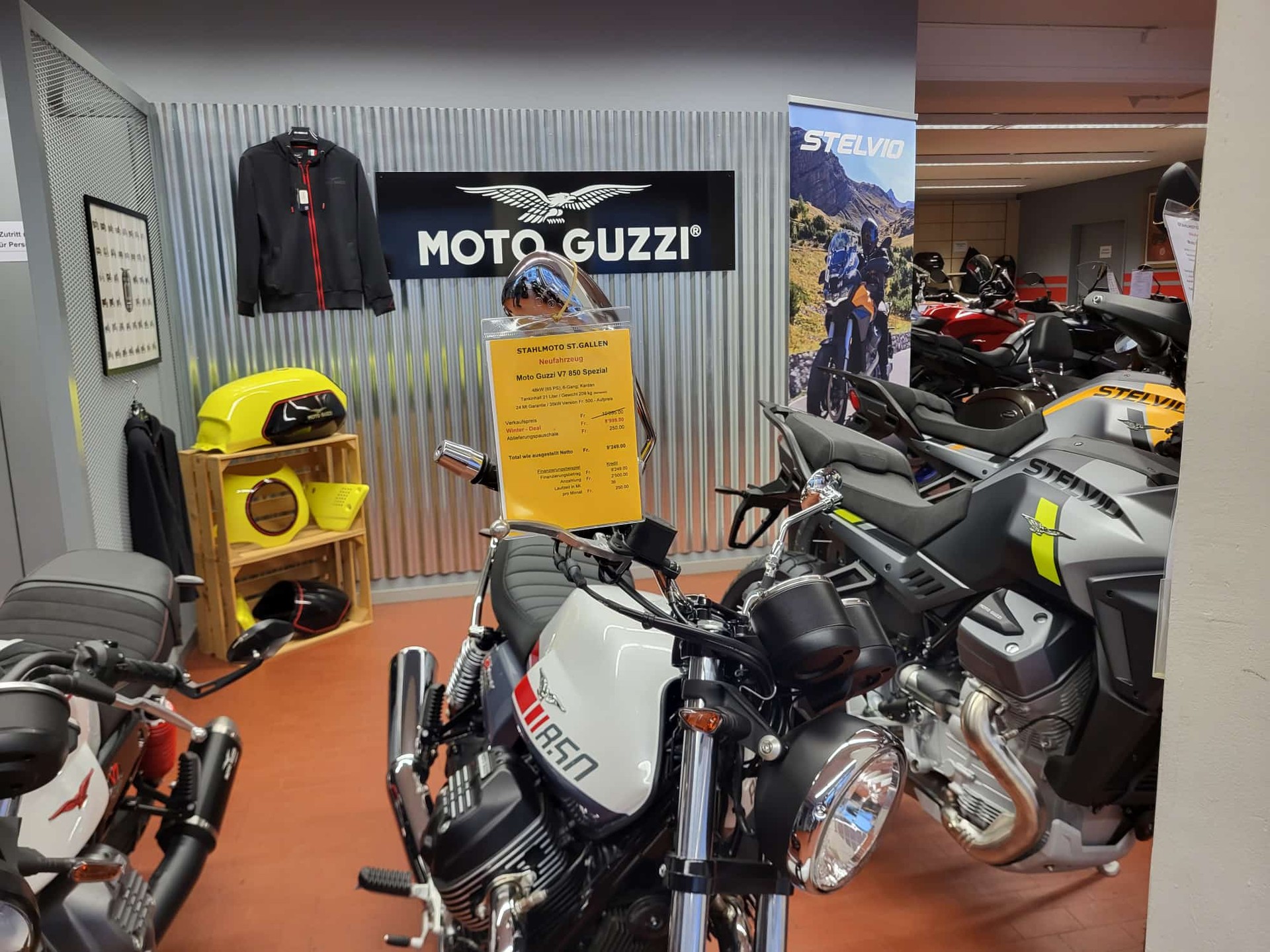MOTO GUZZI Stelvio 1000 E5+-image-10