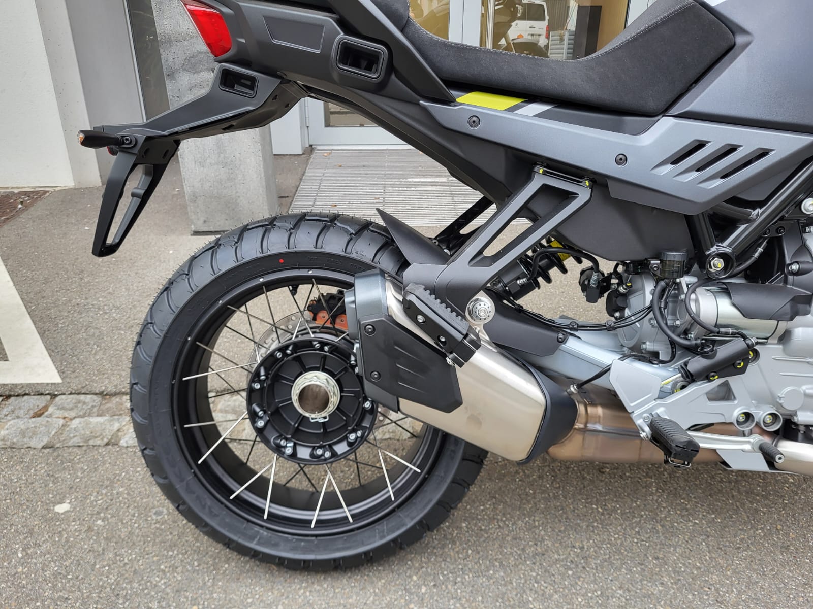 MOTO GUZZI Stelvio 1000 E5+-image-7