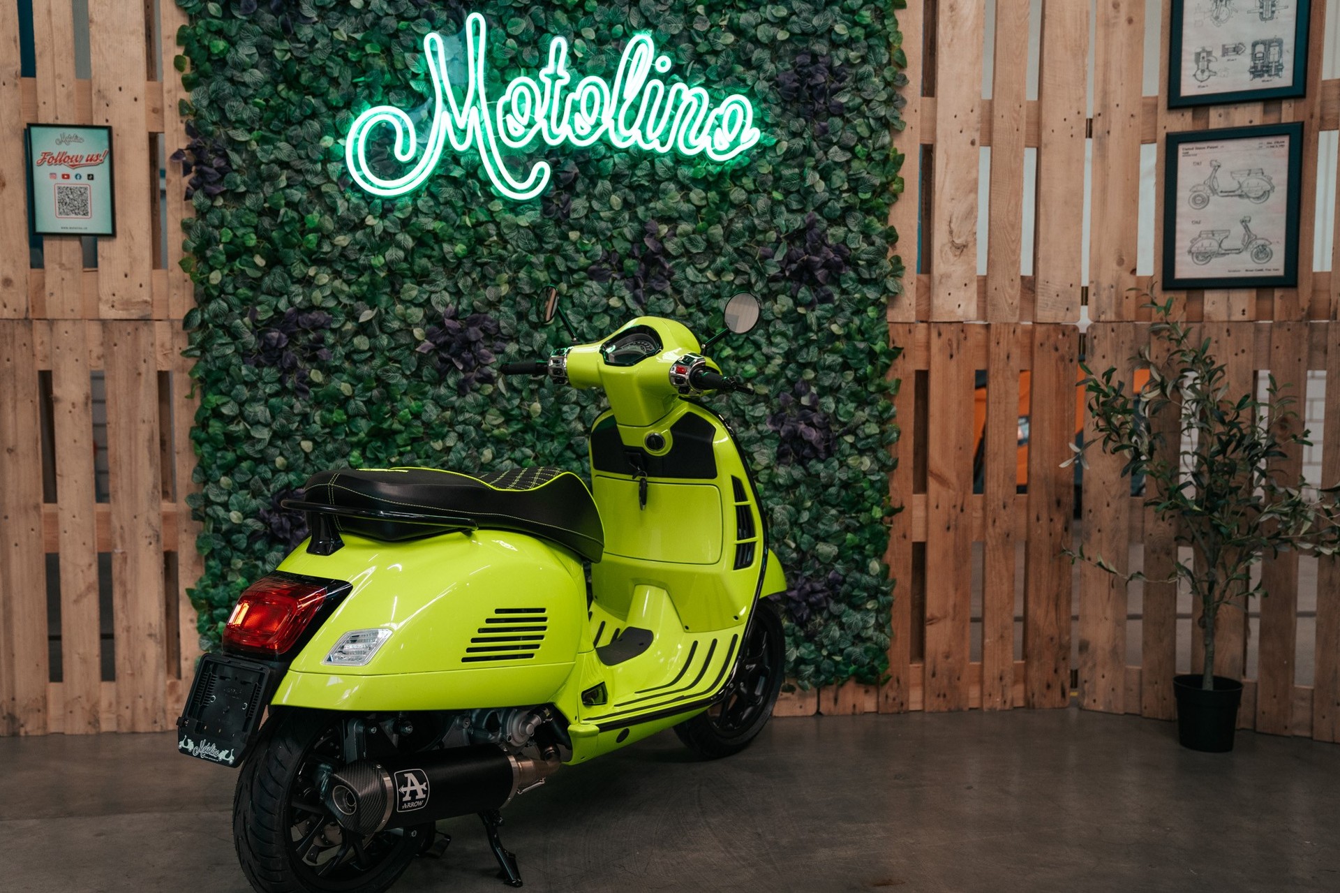 PIAGGIO Vespa GTS 300 Super ABS-image-9