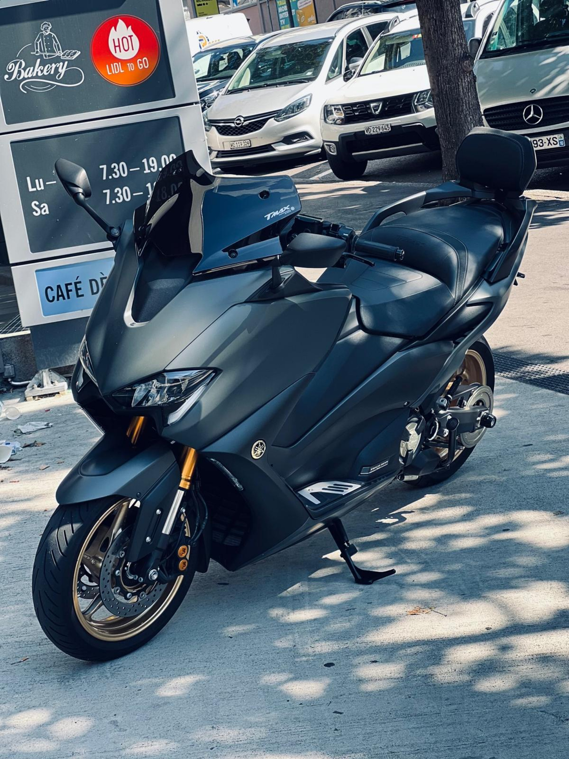 YAMAHA T-MAX Tech-Max XP 560