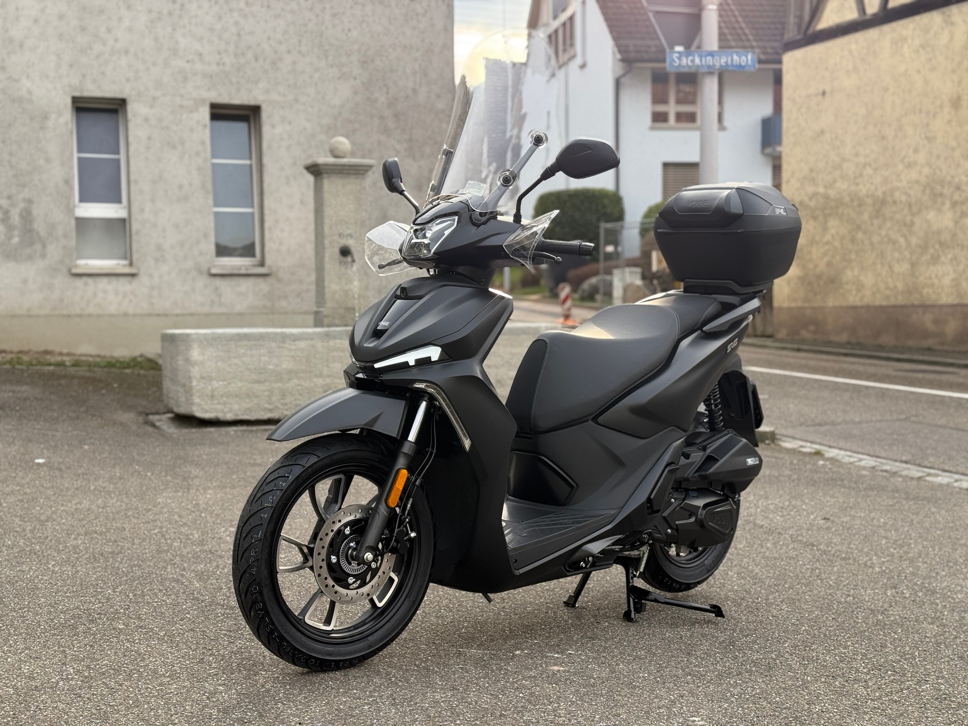 VOGE mit TopCase!-showroom-element-3