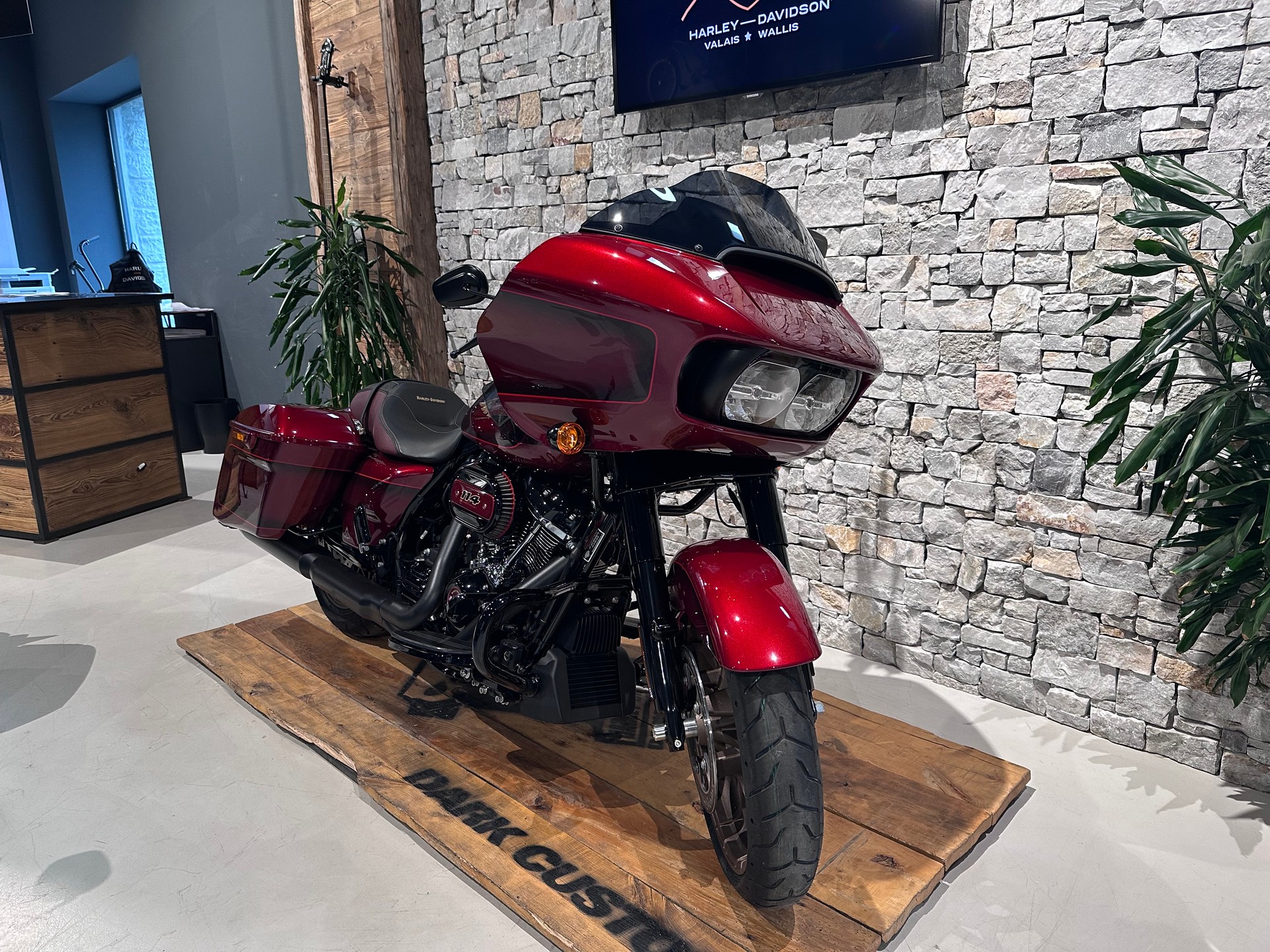 HARLEY-DAVIDSON FLTRXSANV Road Glide Special Anniversary 114-showroom-element-1