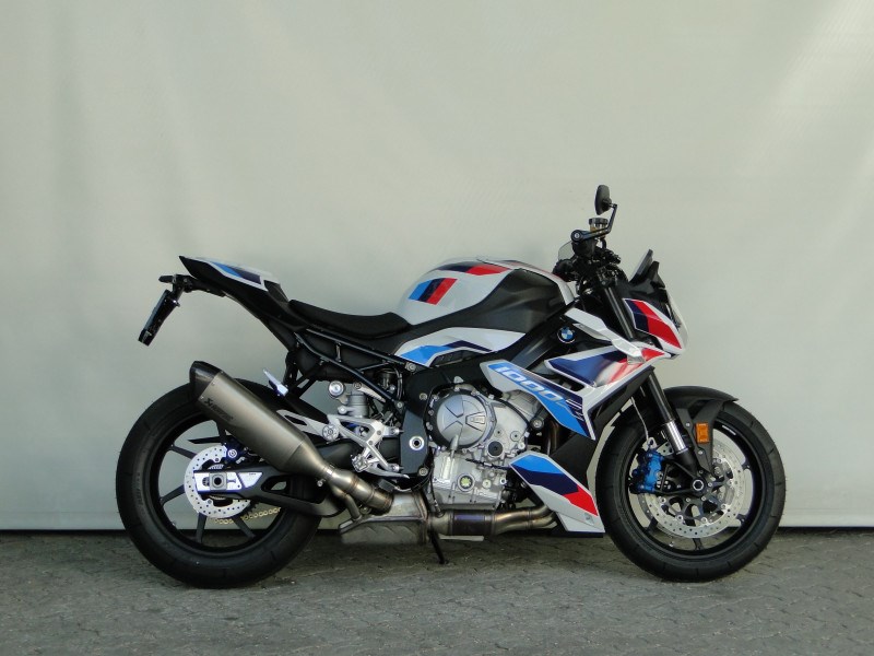 BMW M 1000 R-image-1