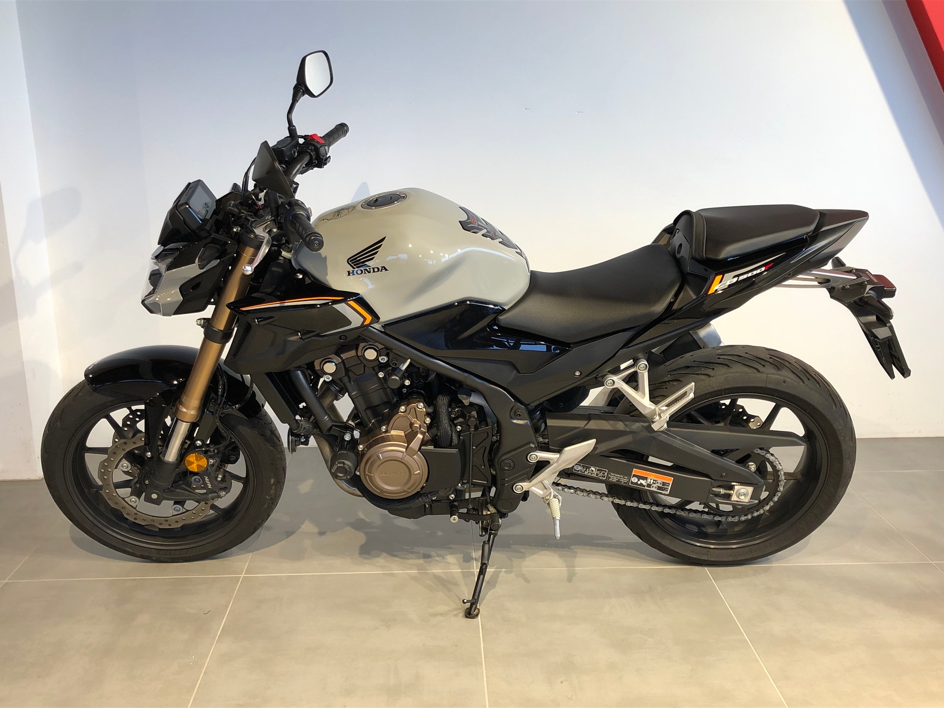 HONDA CB 500 F-showroom-element-3
