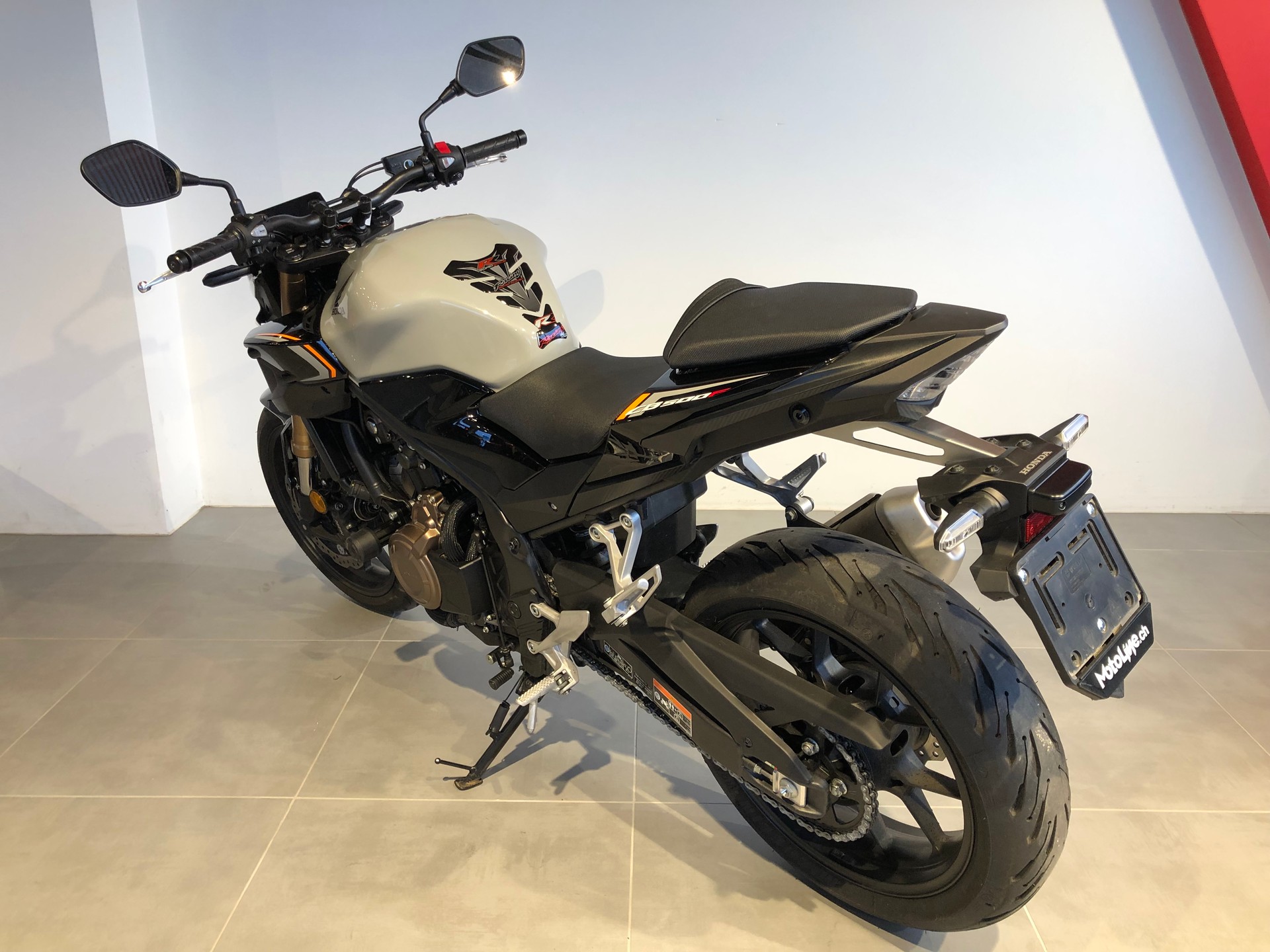 HONDA CB 500 F-showroom-element-2
