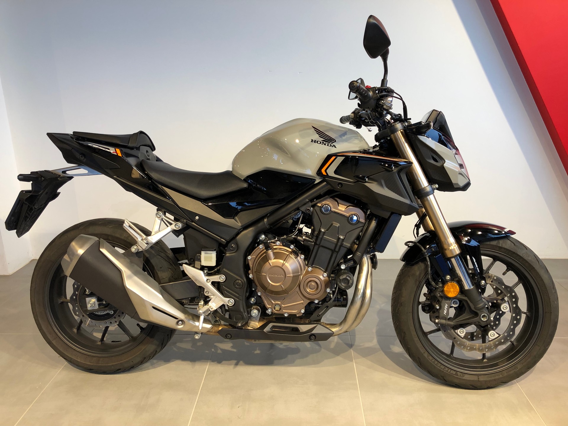 HONDA CB 500 F
