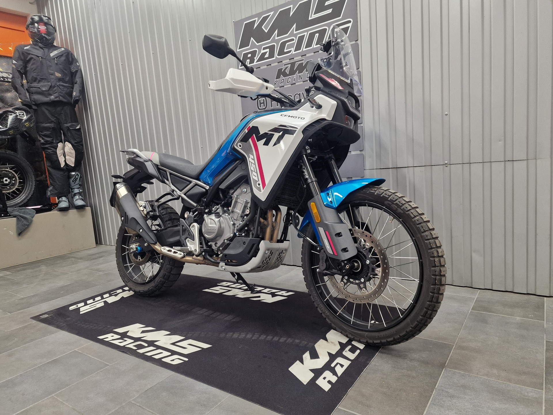 CF MOTO 450MT-showroom-element-1
