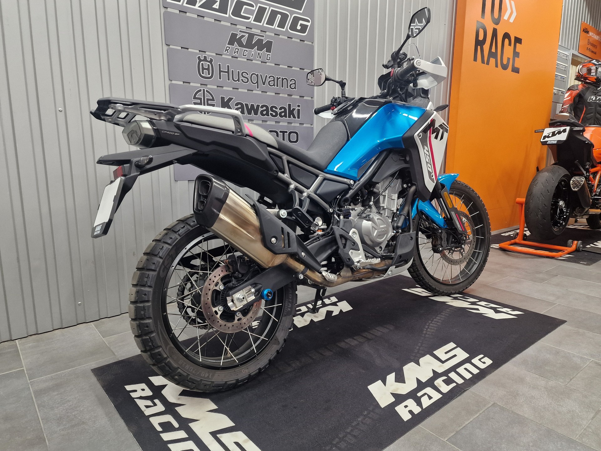 CF MOTO 450MT-showroom-element-2