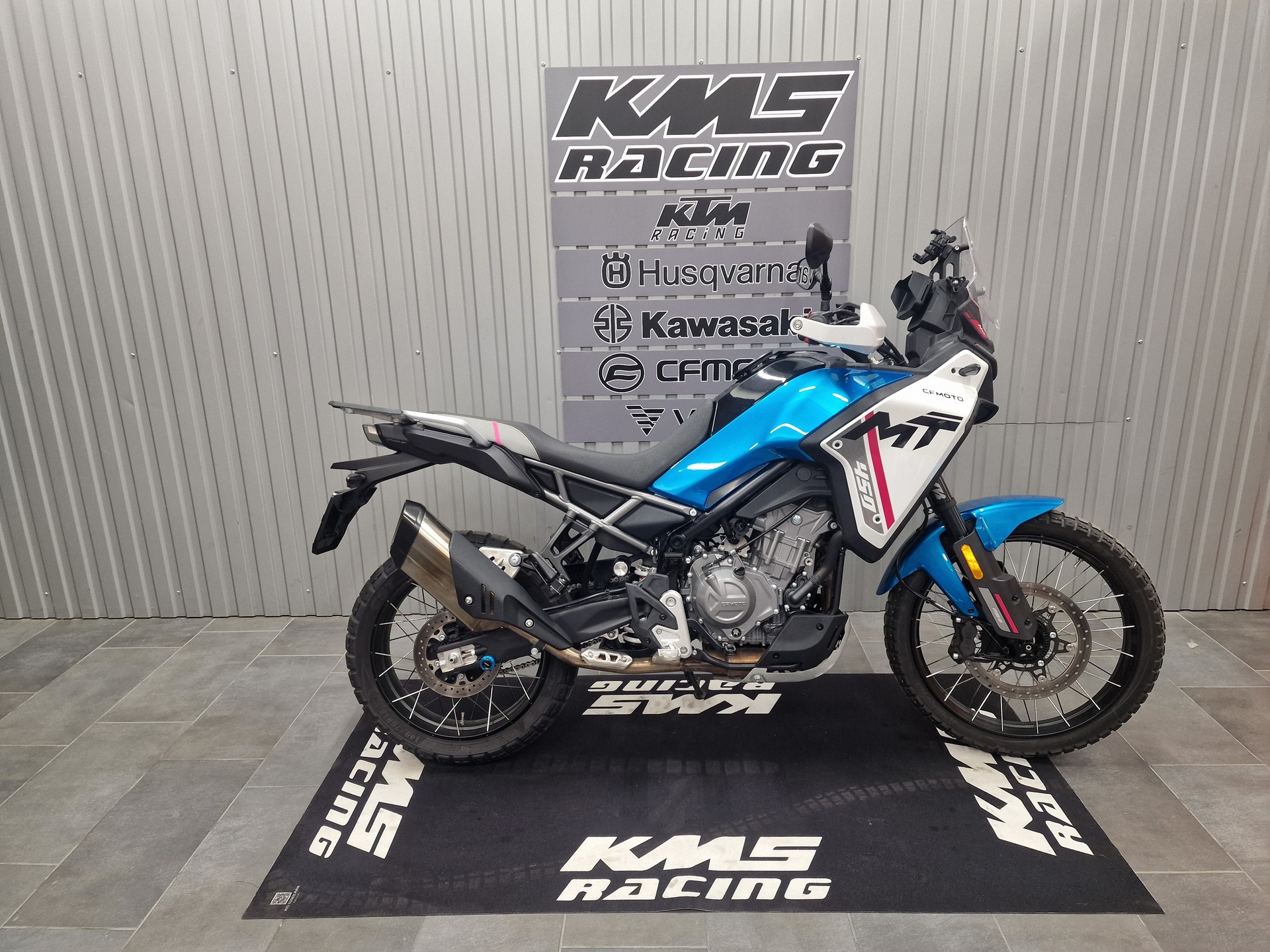 CF MOTO 450MT