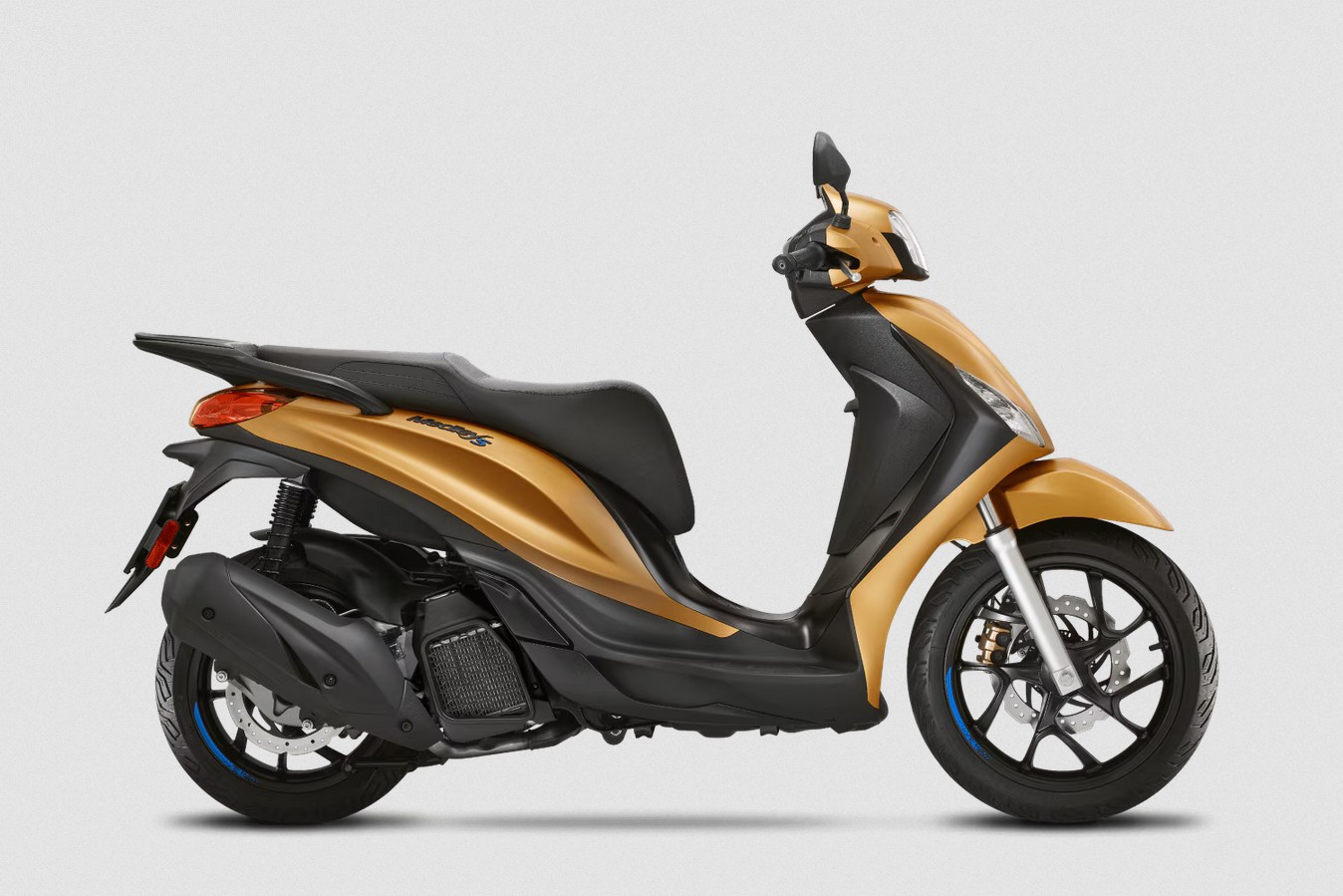 PIAGGIO Medley 200 Sport E5+-showroom-element-1