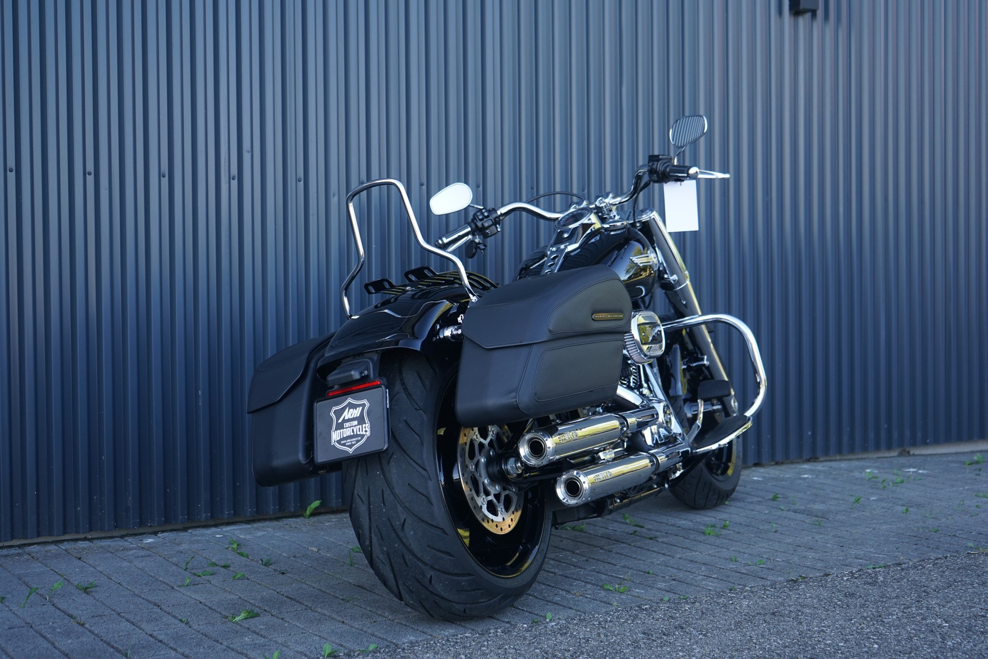 HARLEY-DAVIDSON FLFBS Fat Boy 114-showroom-element-3