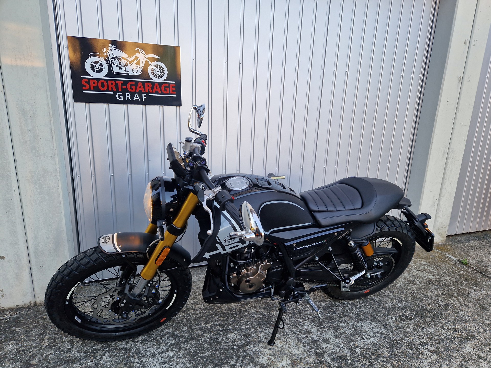 MONDIAL HPS 125-showroom-element-1