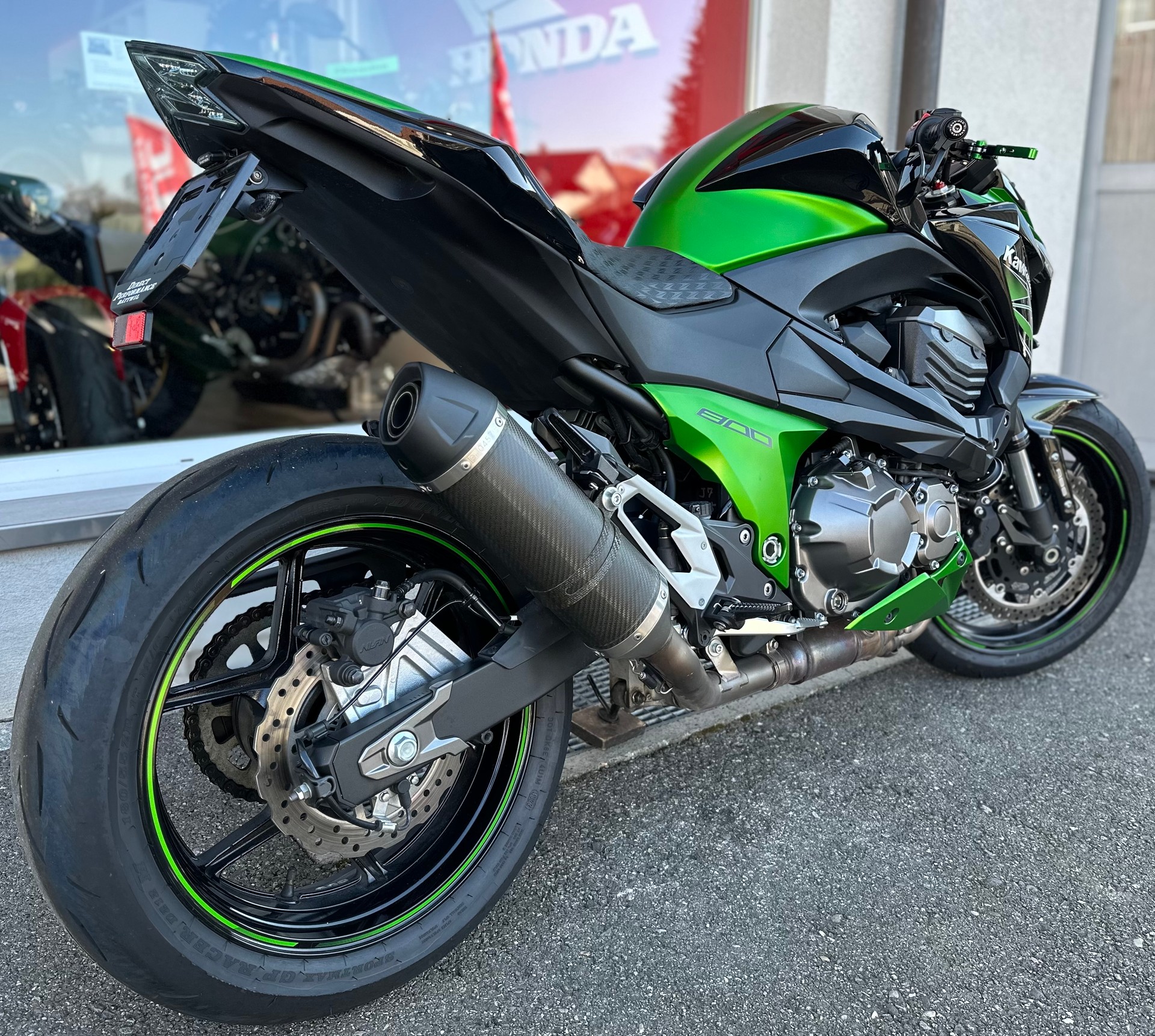 KAWASAKI Z 800 ABS-showroom-element-3