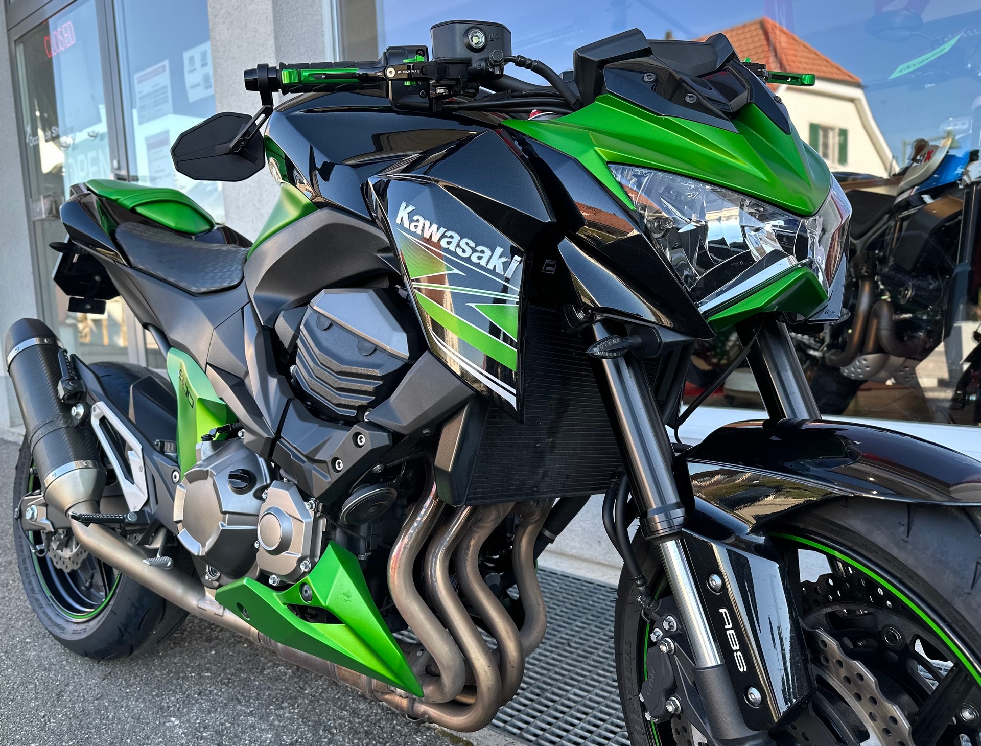 KAWASAKI Z 800 ABS-showroom-element-2