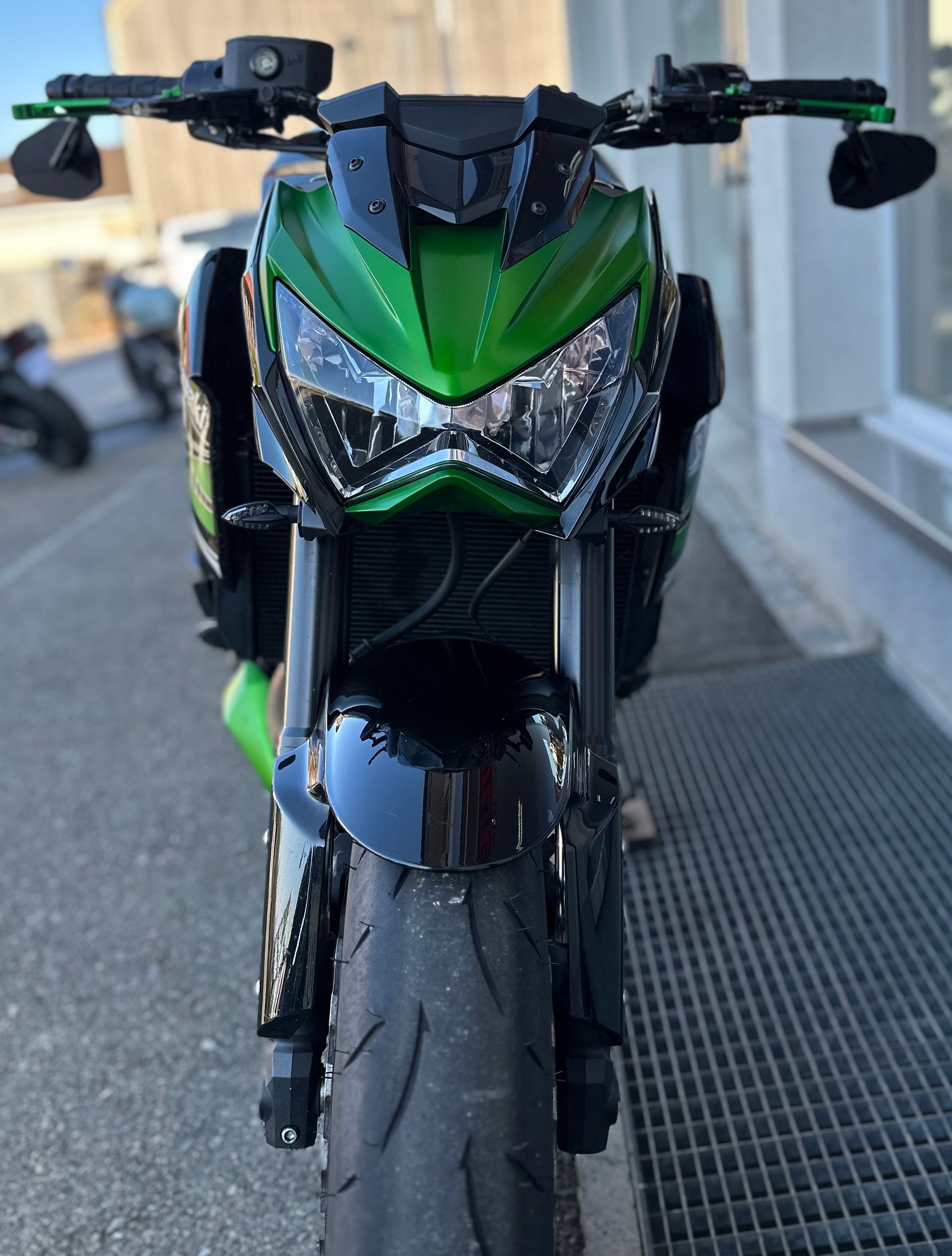 KAWASAKI Z 800 ABS-showroom-element-1