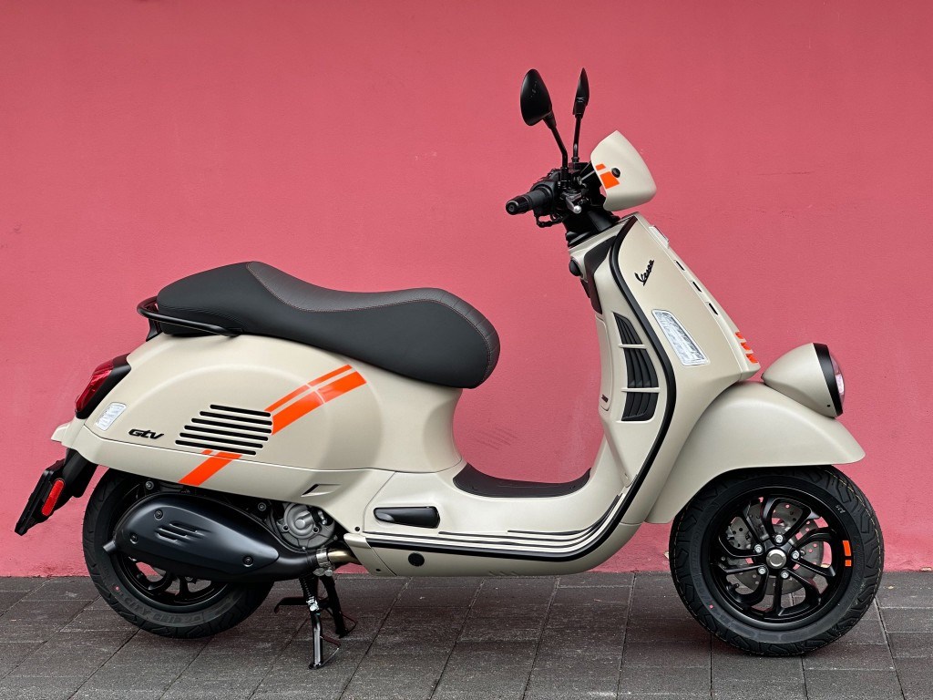 PIAGGIO Vespa GTV 300-image-0
