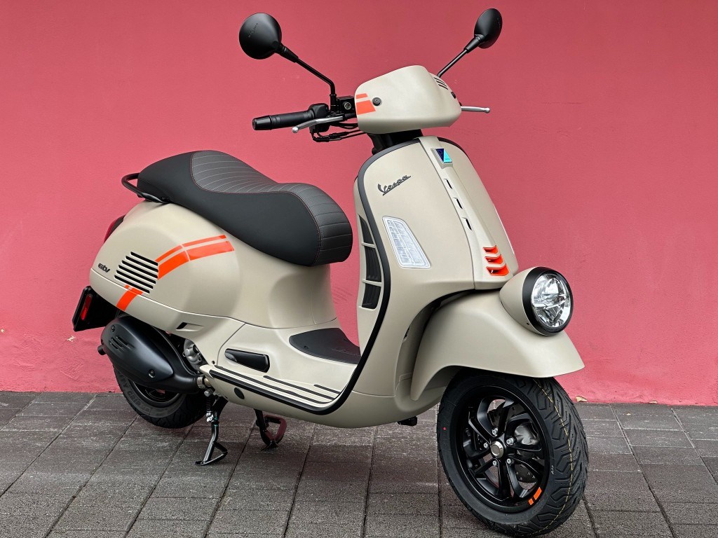 PIAGGIO Vespa GTV 300-image-10